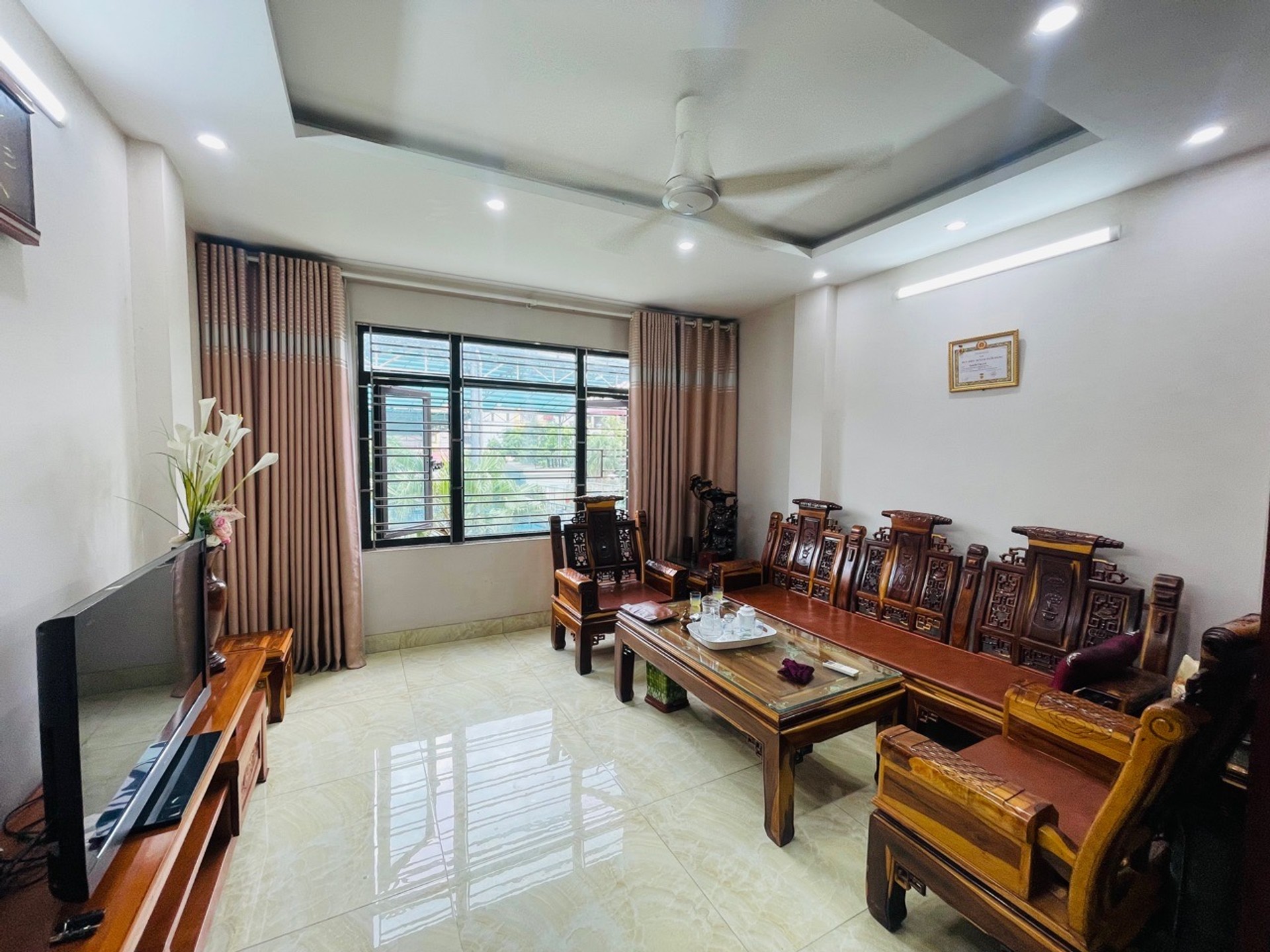 Bán nhà phố Lê Trọng Tấn,5 tầng tại khu vực đông dân, mặt tiền rộng, đường ô tô tránh, kinh doanh