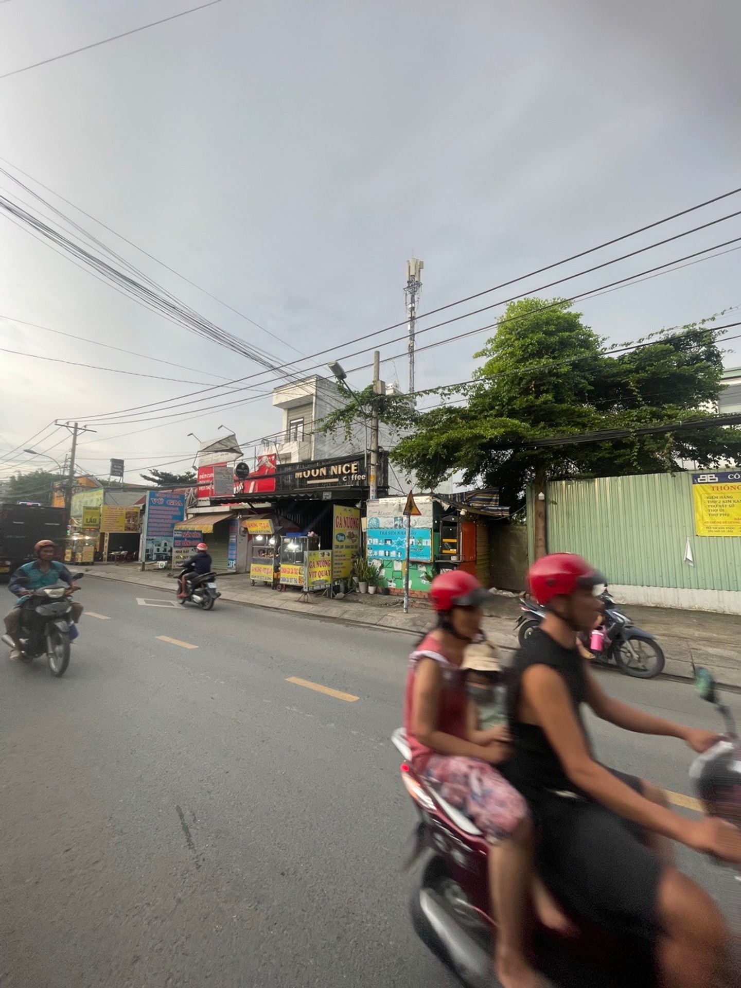 Bán nhà mặt phố Dương Công Khi, diện tích 4,8x27m, giá 5.x tỷ