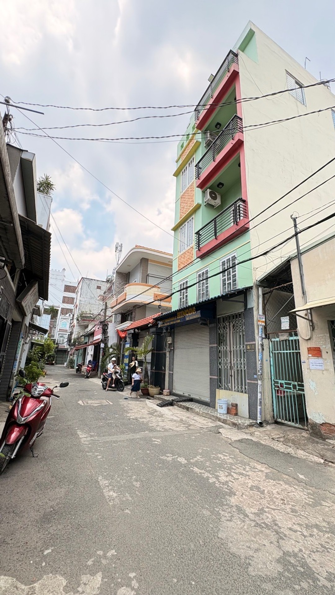 Cơ hội duy nhất sở hữu nhà riêng trung tâm Trung Mỹ Tây với giá cực tốt