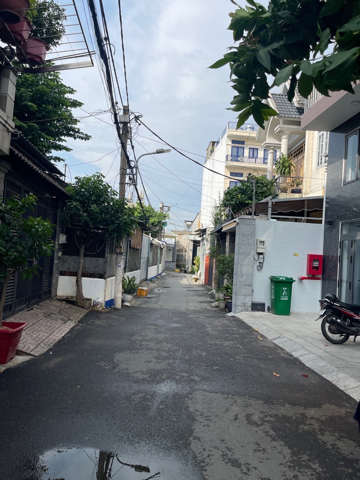 Bán nhà riêng 3 tầng, 98.8m2 tại Đông Hưng Thuận, Quận 12, hẻm xe hơi thông thoáng
