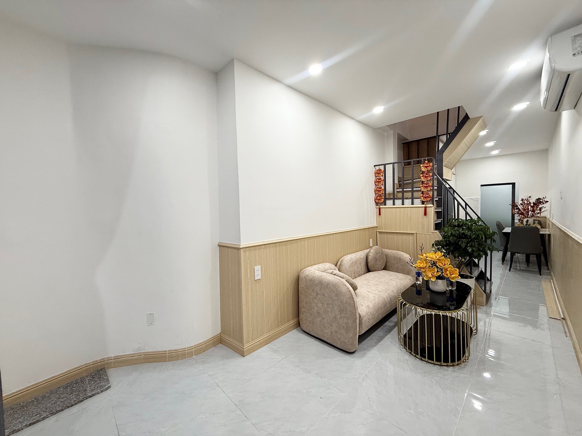 Nhà đẹp Nguyễn Thượng Hiền, Quận 3 - Giá sốc giảm ngay 300 triệu