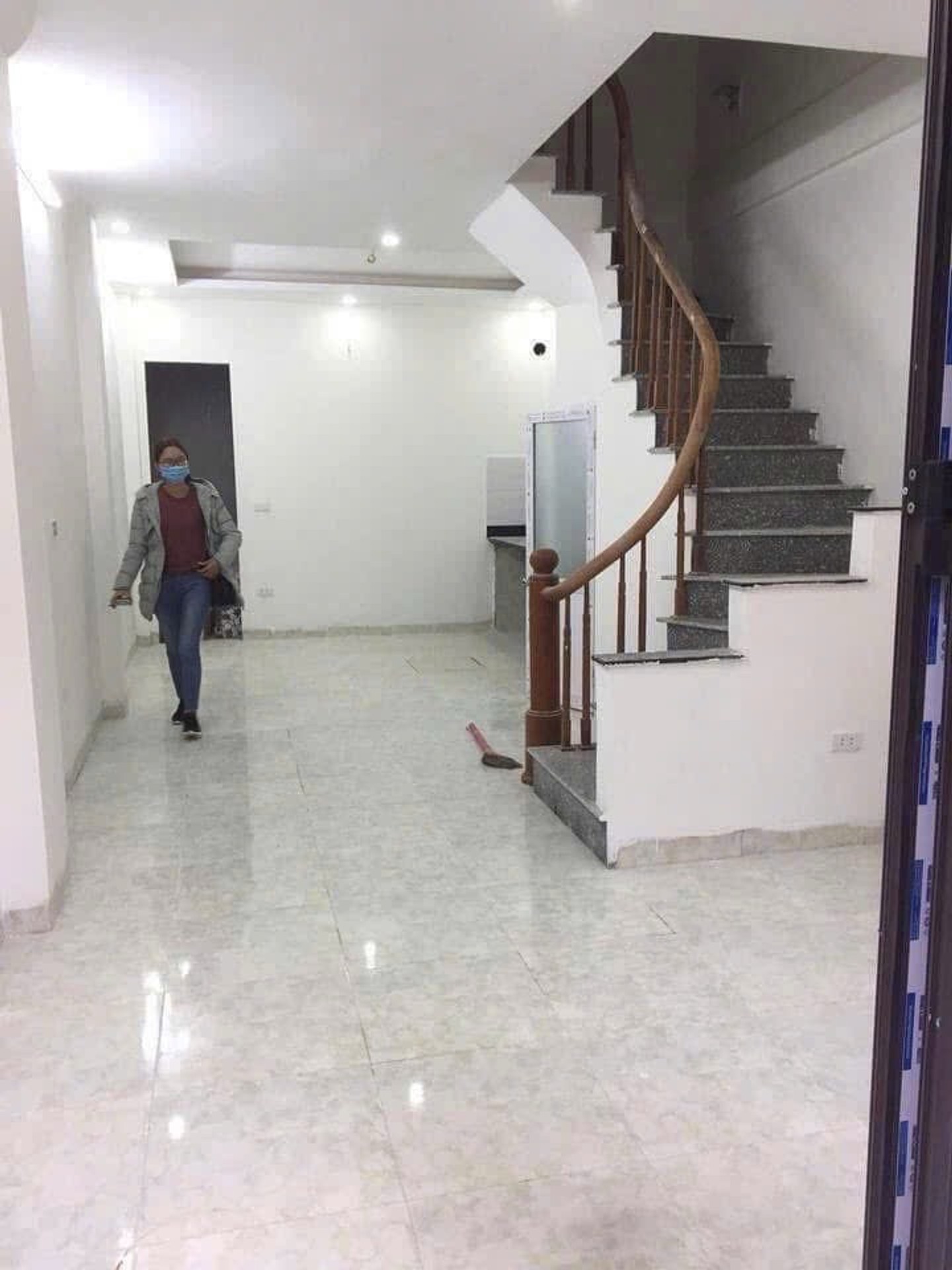 Nhà lô góc 4 tầng gần Phùng Khoang, 3 phòng ngủ tiện thuê hoặc ở