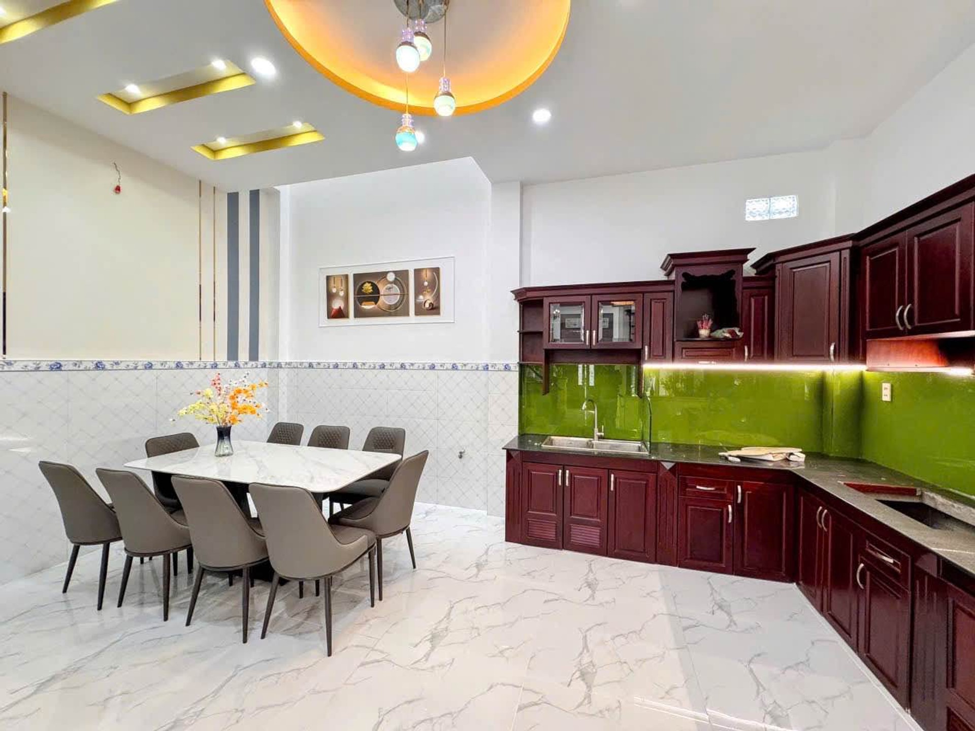 Bán Biệt Thự Cạnh Phố VIP Nguyễn Sơn - Tân Phú giá chỉ 9 tỷ nhỉnh