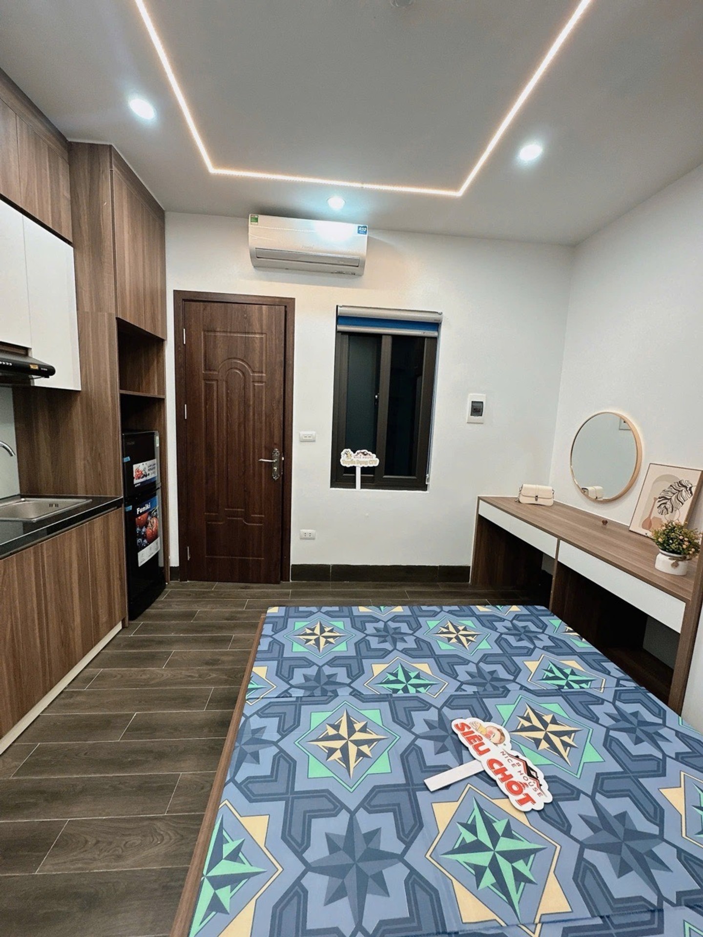 Tòa CCMN trung tâm Cầu Giấy, thu nhập 70 triệu/tháng