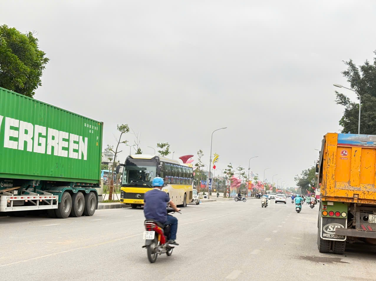 4,x Tỷ- GẦN KCN BẮC THĂNG LONG-ĐƯỜNG VÕ VĂN KIỆT ĐI 2 PHÚT- CẦU THĂNG LONG CÁCH 900M
Kim Chung
