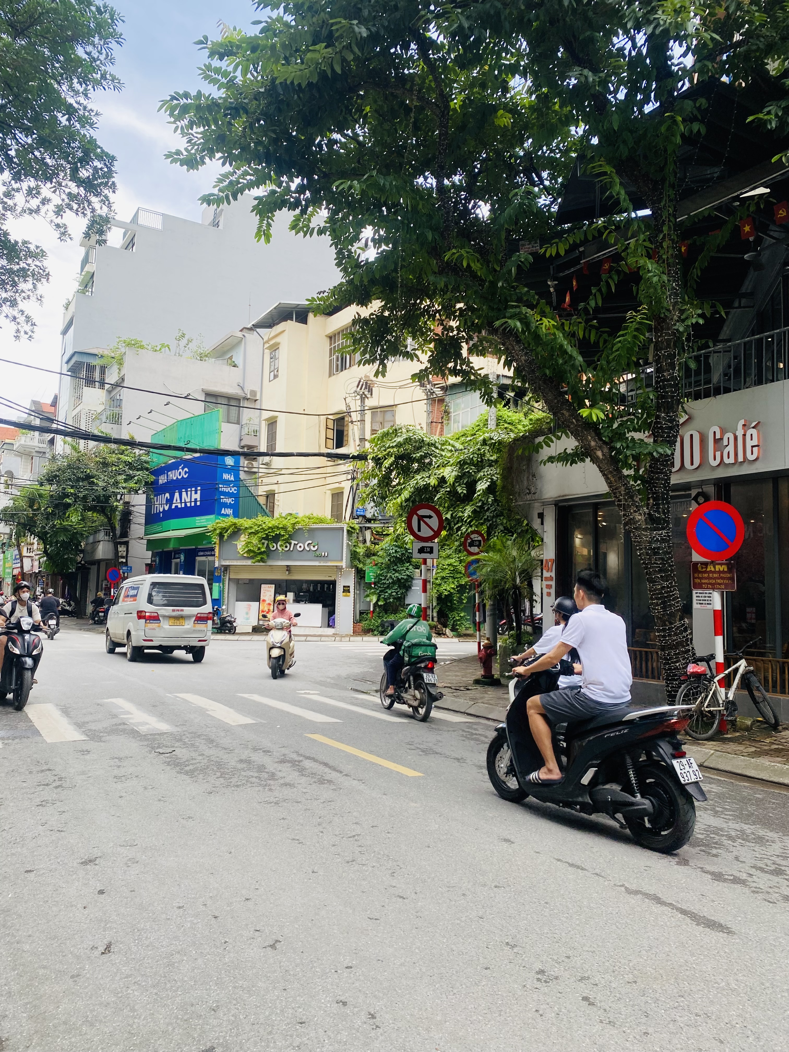 🔥GIẢM SỐC 2tỷ- Ô TÔ đỗ cửa -Nguyễn Ngọc Nại - Hoàng Văn Thái- Gần phố -Chỉ 12 tỷ hơn còn TL🔥
