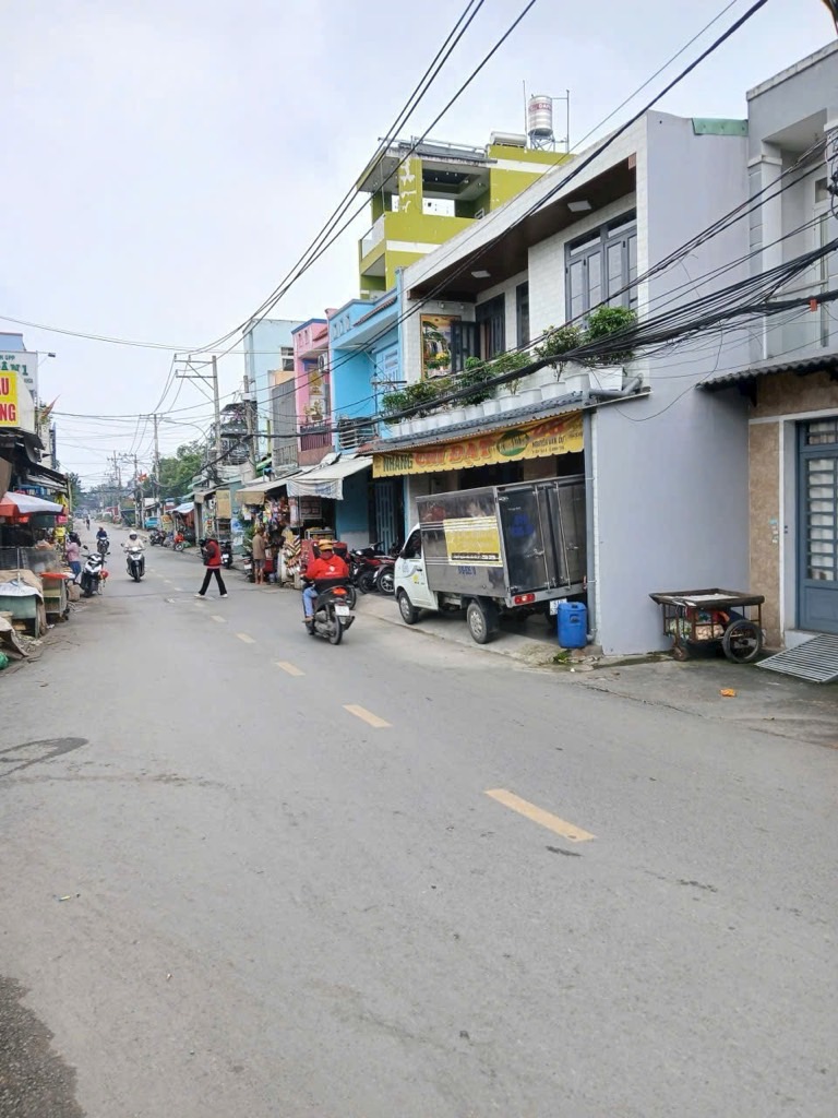 MTKD NGUYỄN VĂN CỰ 50M2 2 TẦNG 2PN 2WC