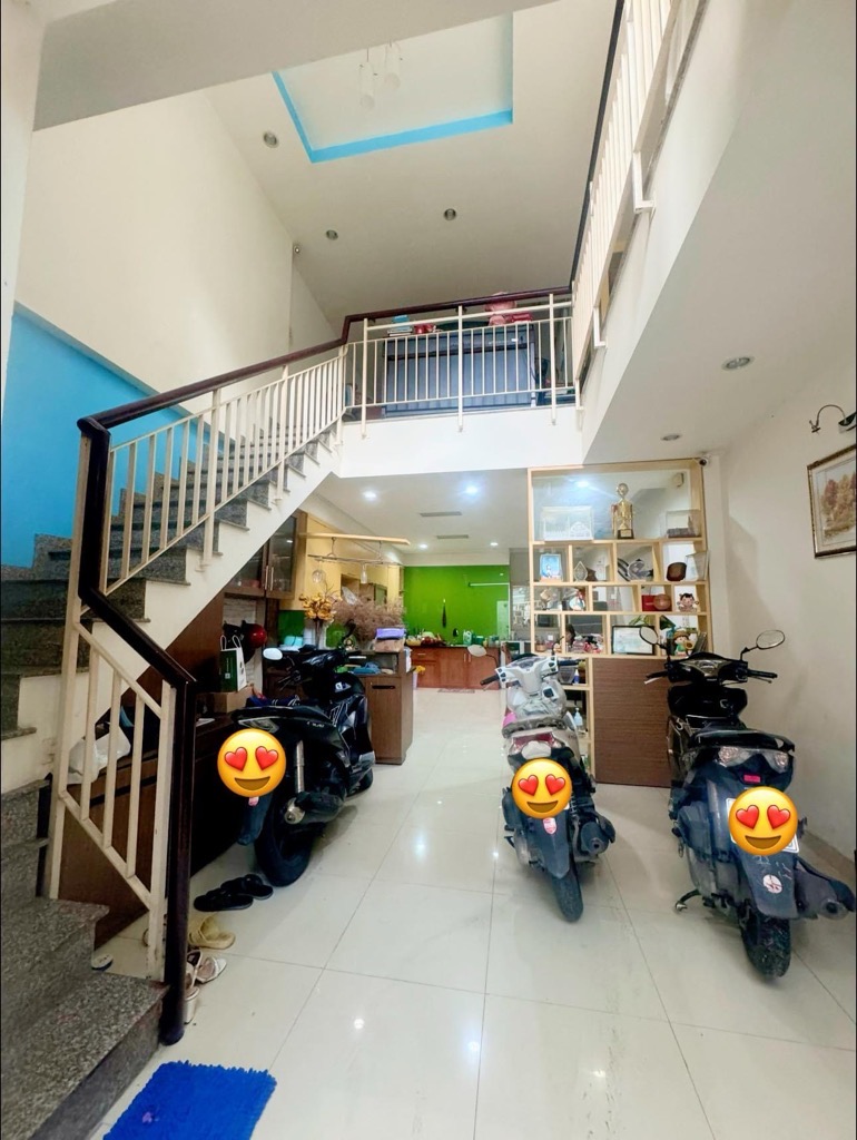 Bán nhà riêng 4 tầng 52m2, 5 phòng ngủ, phường 7 Tân Bình, ngang 4.3m, giá 8 tỷ