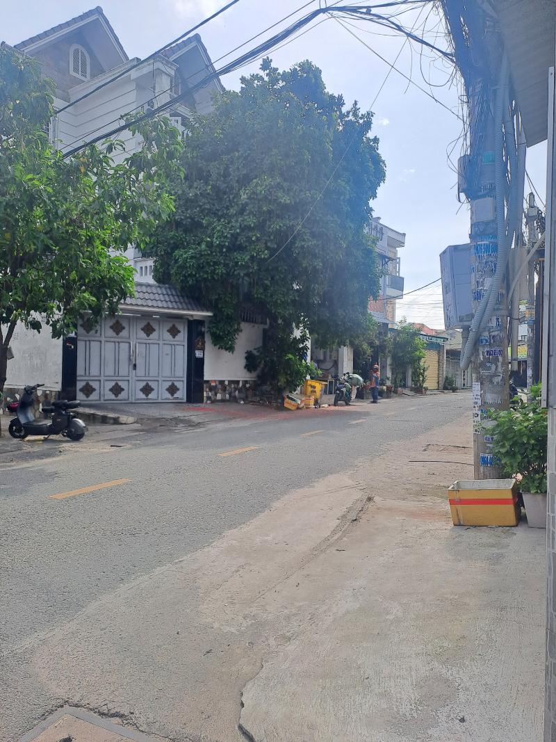 Bán nhà 2 tầng 67m2 tại Tân Hưng Thuận, Quận 12, giá 5,4 tỷ