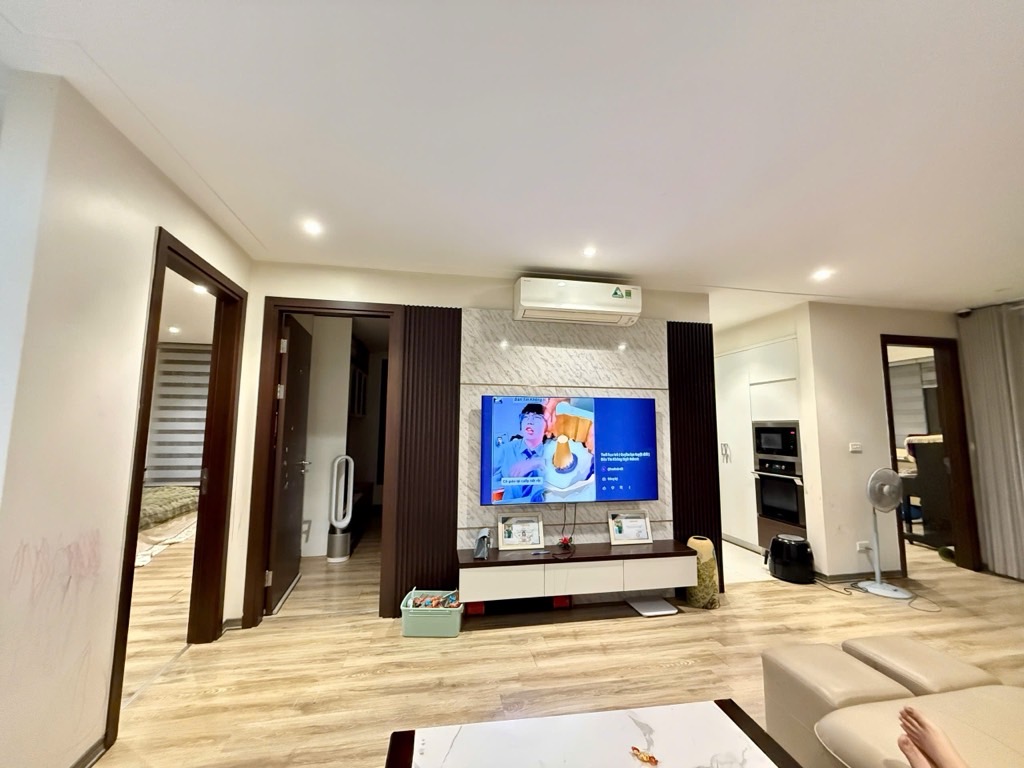 BÁN CĂN CHUNG CƯ TẦNG TRUNG NORTHEN DIAMOND, 95M2, 3PN, ĐỐI DIỆN AOEMALL LONG BIÊN