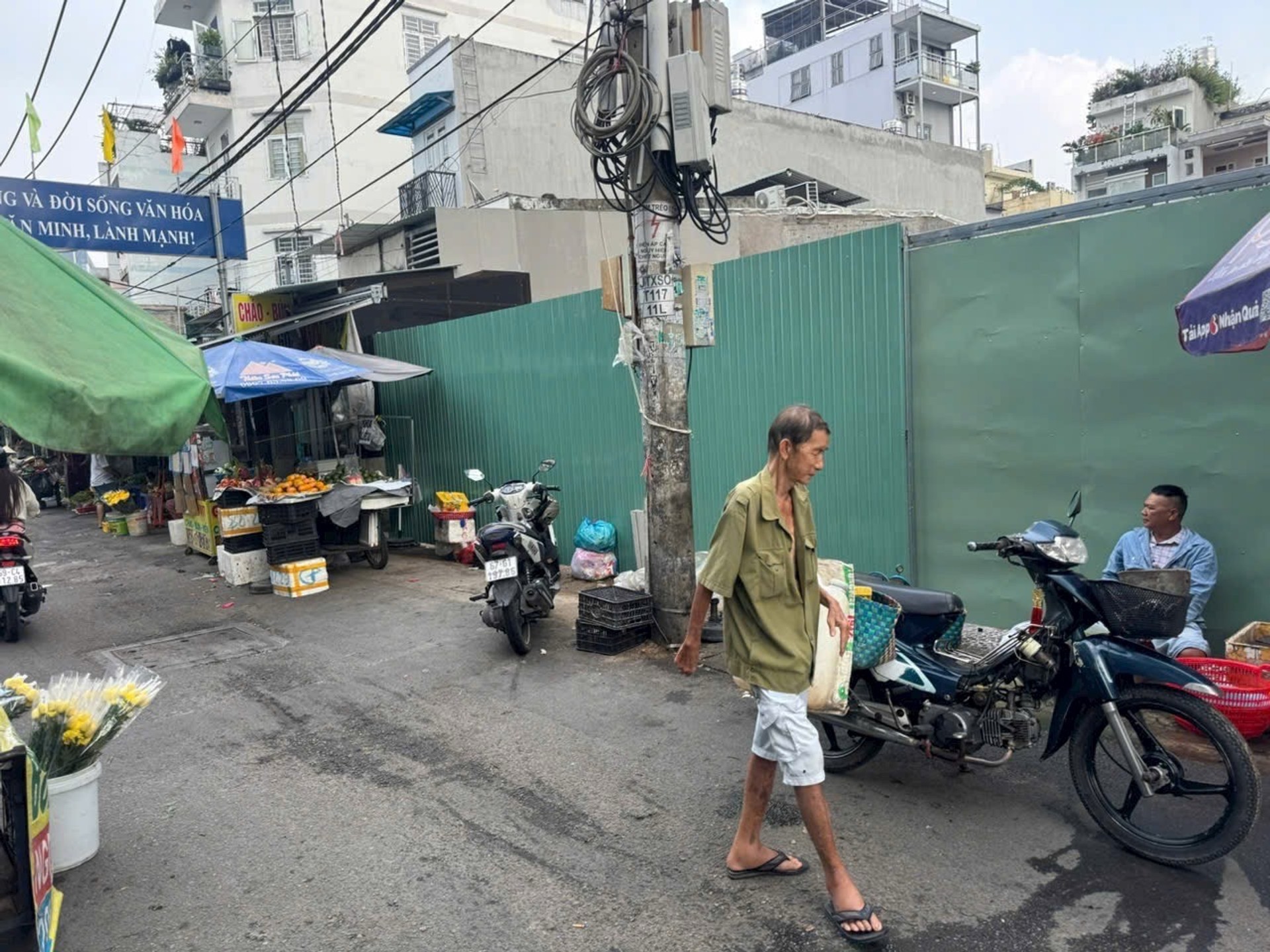 Bán đất 90m² hẻm xe hơi khu vực Trần Xuân Soạn, pháp lý rõ ràng