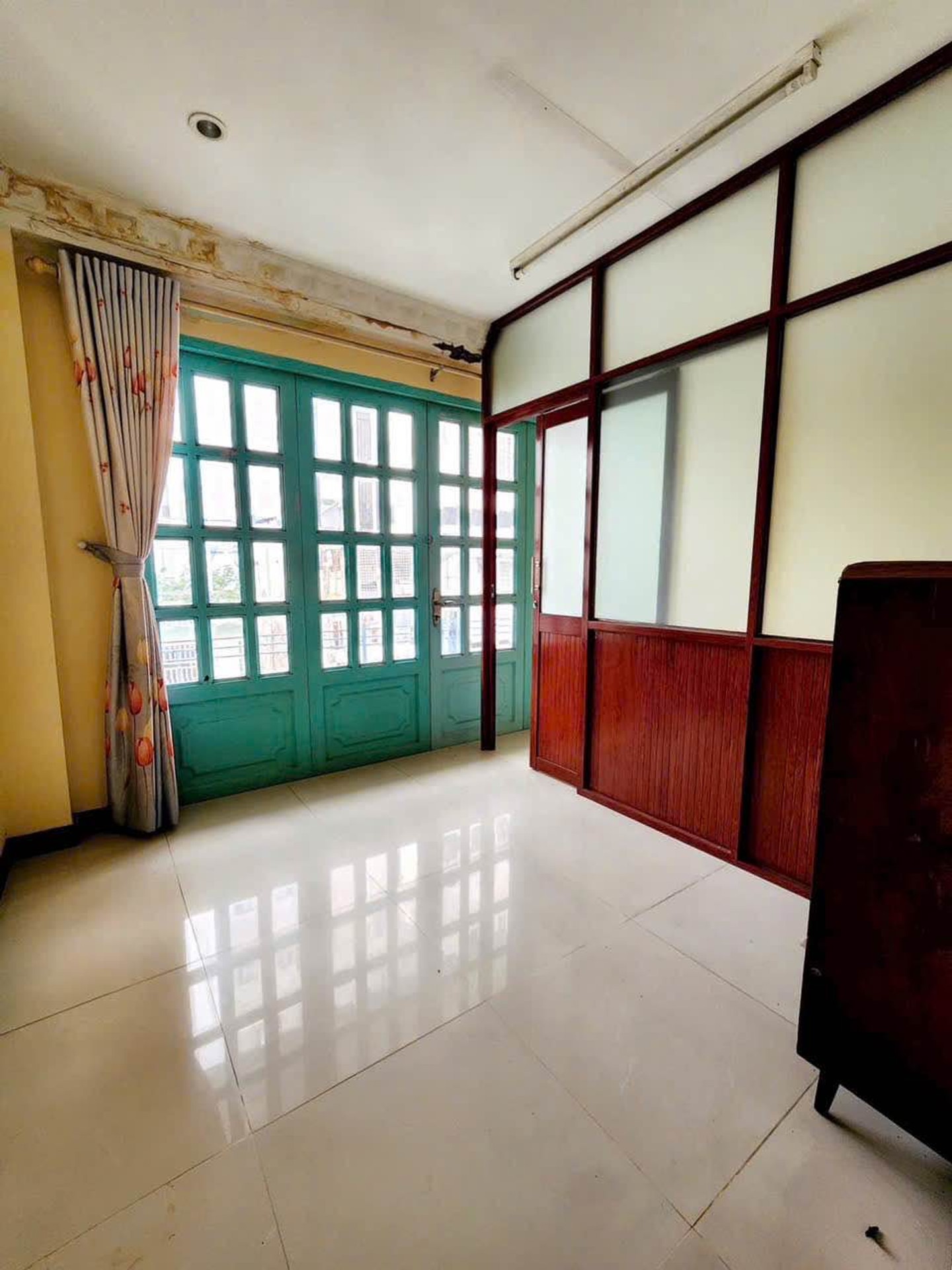 Nhà riêng 4 tầng ngay phường Duyên Hồng - cơ hội hiếm, giá tốt