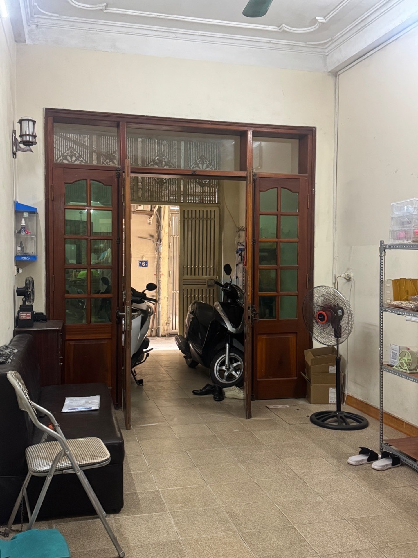 SÁT QUẬN UỶ CŨ - 2 MẶT NGÕ TRƯỚC SAU - CÓ Ô CHỜ THANG MÁY - 48M - 8,X TỶ