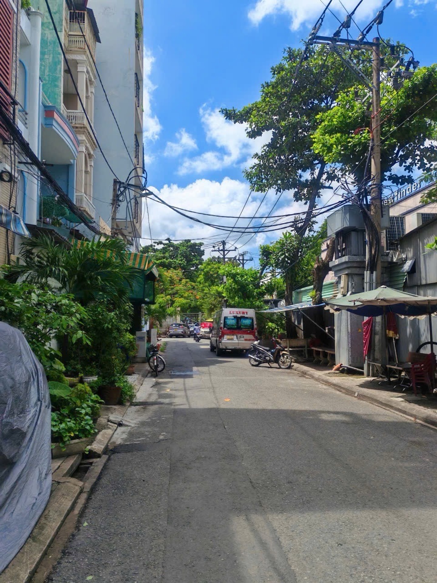 Bán nhà riêng góc 2 mặt tiền Cao Thắng, Quận 10, 68m², 4 tầng