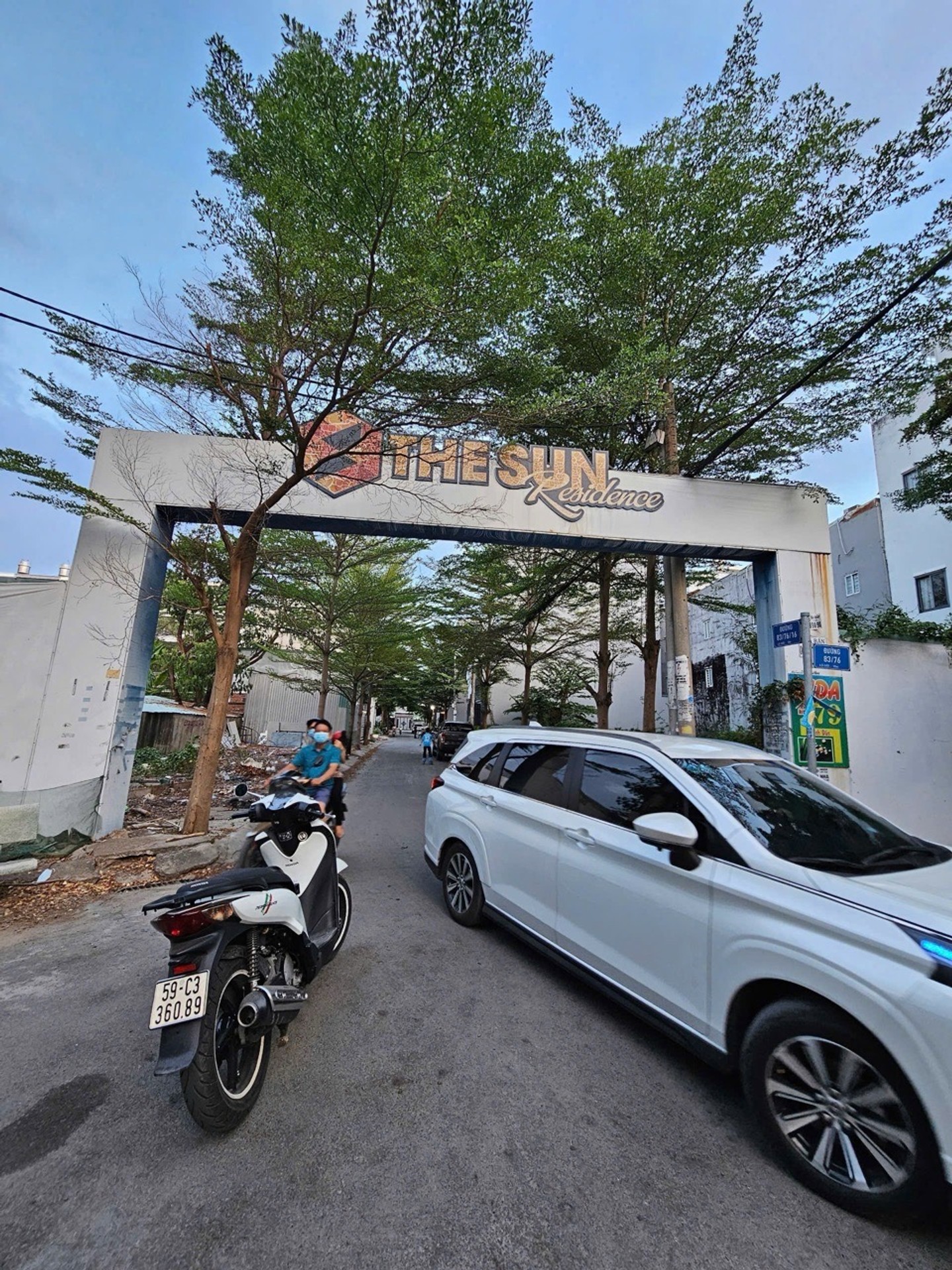Nhà KDC The Sun, xe hơi vào tận cửa, 412,5m, 6.8 Tỉ