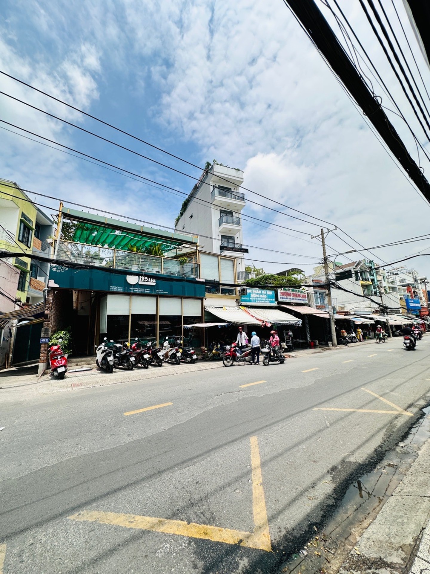 Bán nhà mặt phố Lê Văn Thọ, lô góc 2 tầng tại, KD Vip, diện tích 172m²