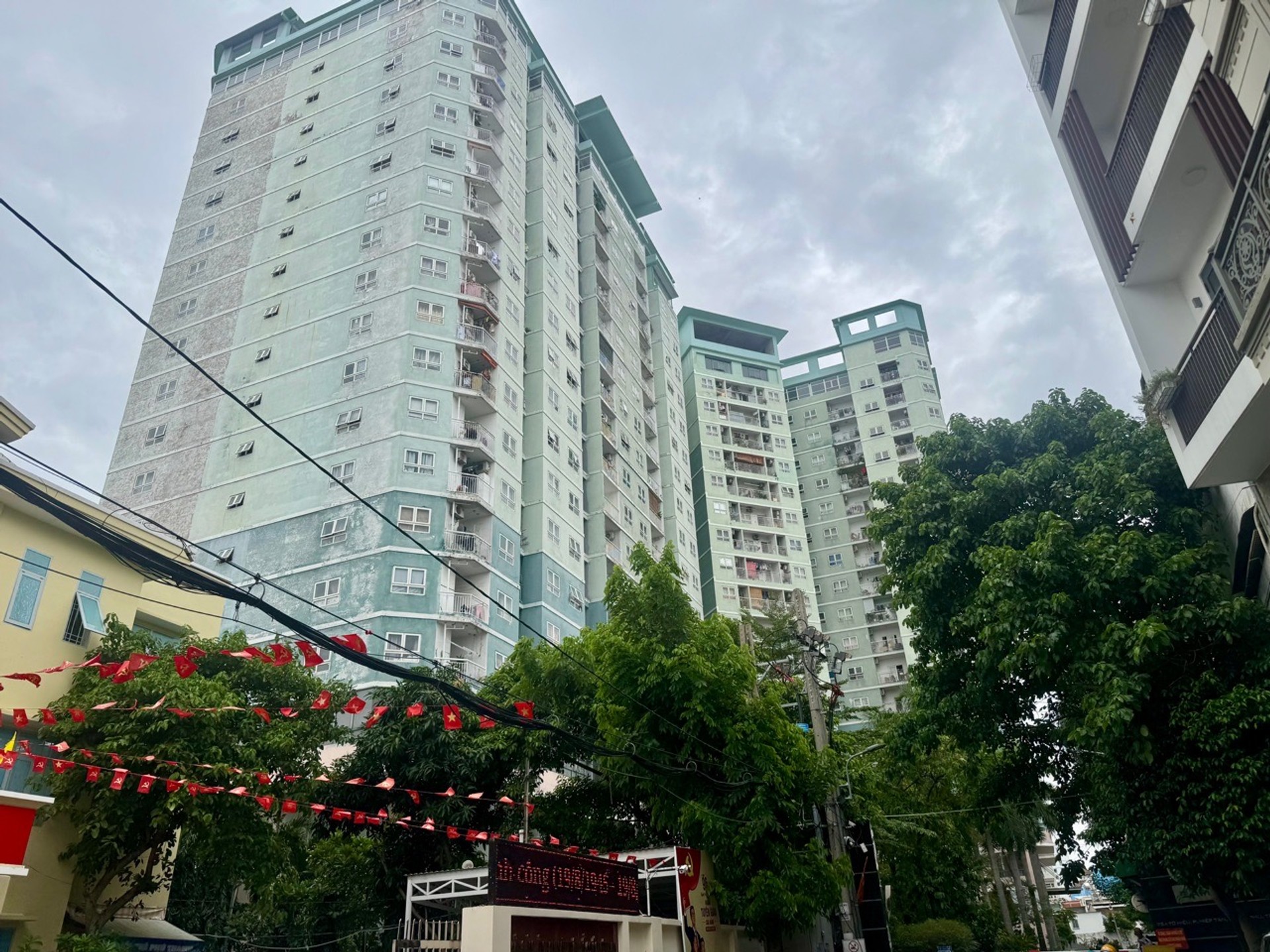 CĂN HỘ 8X ĐẦM SEN-NGAY NGÃ TƯ HOÀ BÌNH- TÔ HIỆU-50.3m2 - GẦN ĐẦM SEN -HÀNG XÓM Q11