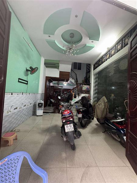 Bán nhà 4 tầng hẻm xe hơi Trường Sơn, gần công viên Hoàng Văn Thụ, Tân Bình
