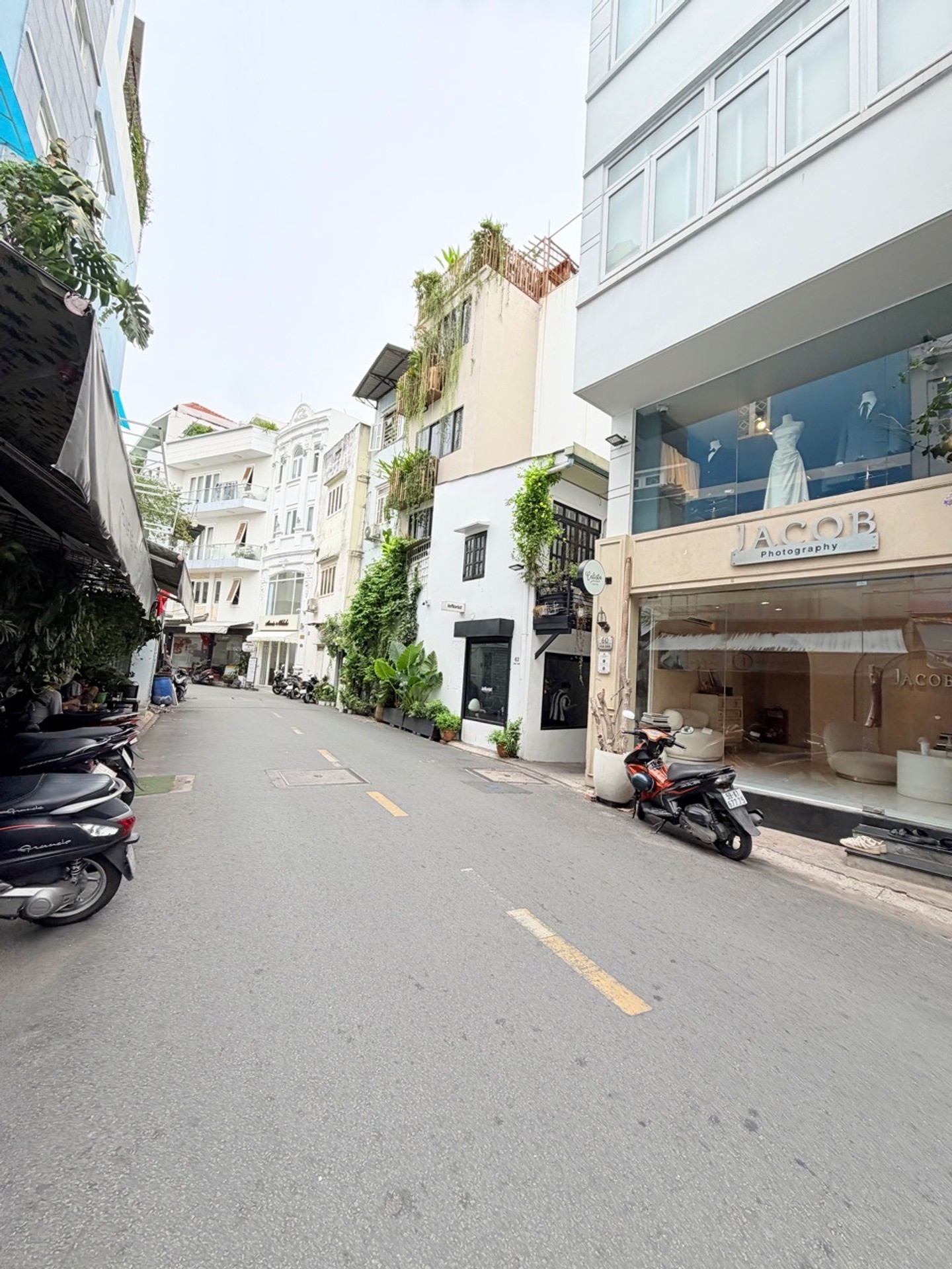 Nhà 2 Mặt Hẻm Trung Tâm Phú Nhuận, Ô Tô Vào Nhà