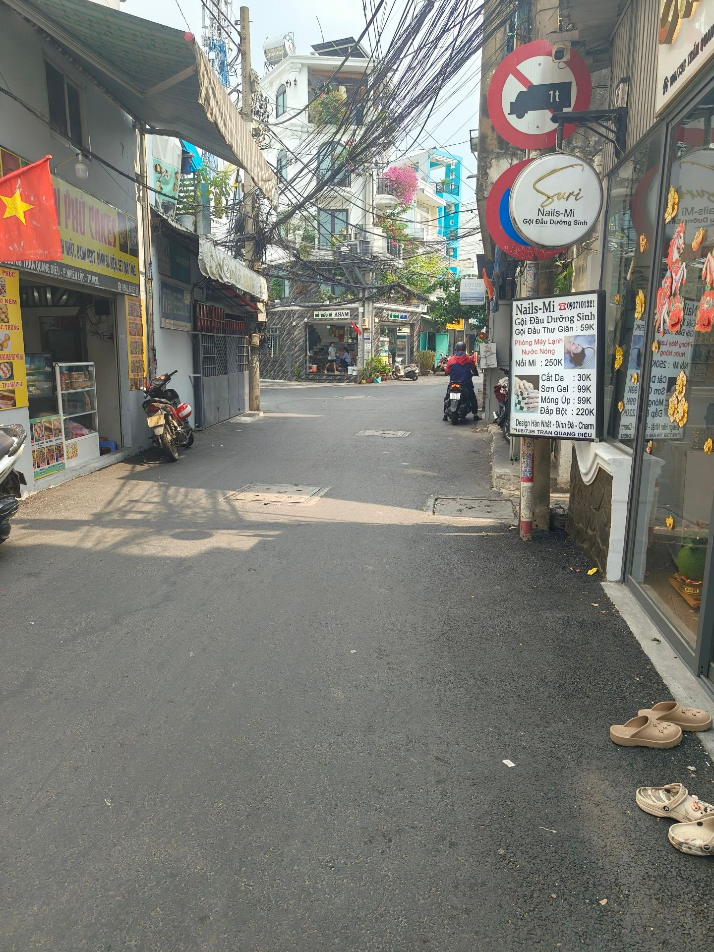 Nhà 3 Tầng Kinh Doanh Đỉnh Quận 3 - Mặt Tiền Sạch Sẽ