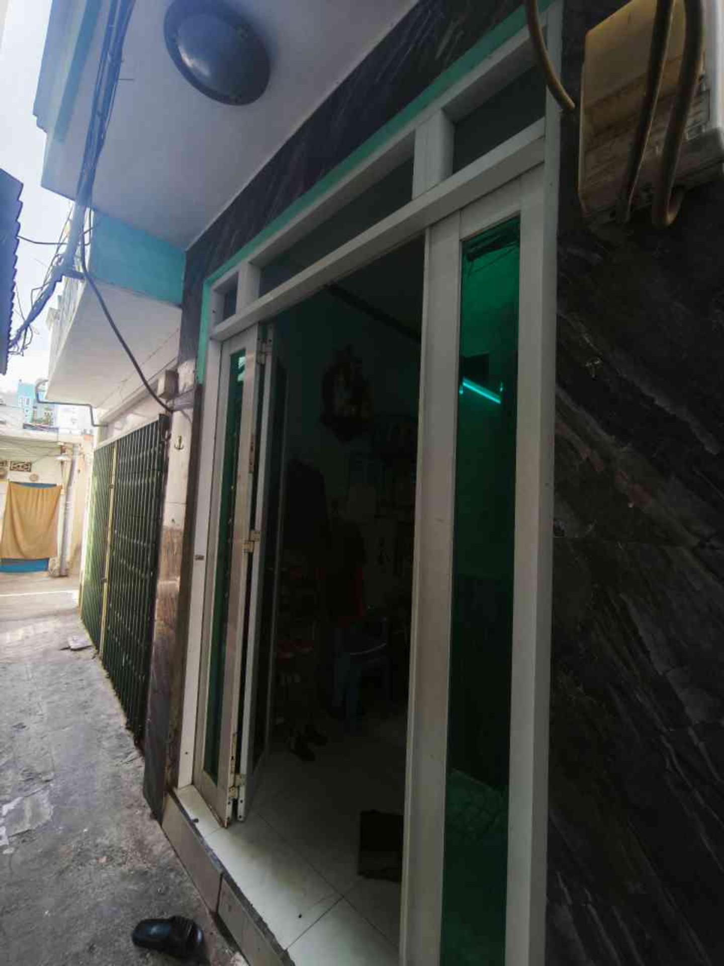 Nhà 3 tầng nhỏ xinh sát Tân Bình, giá siêu hợp lý