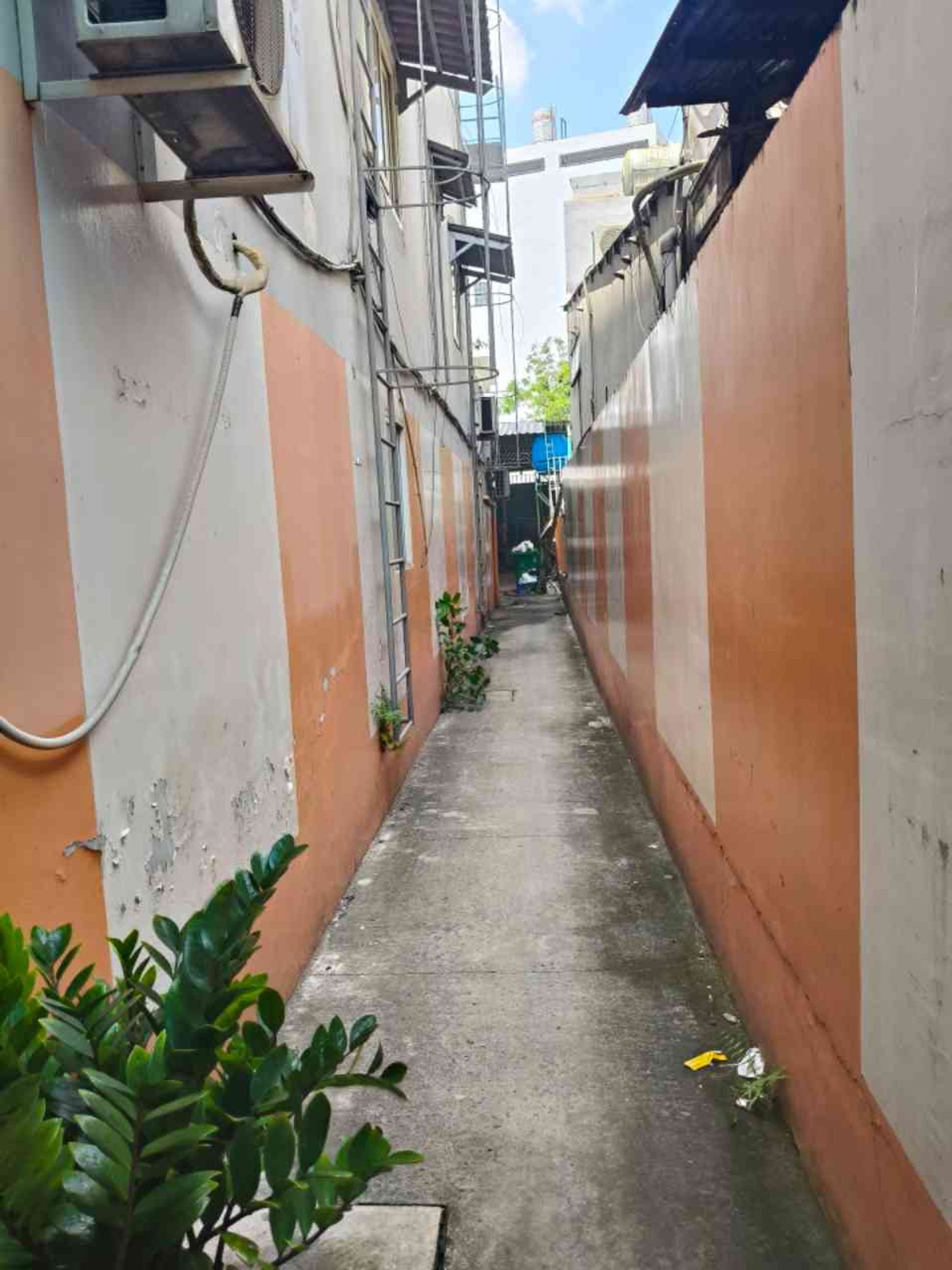 Bán nhà riêng 3 tầng phường Thống Nhất, diện tích 288m², hẻm xe tải 6m, SHR