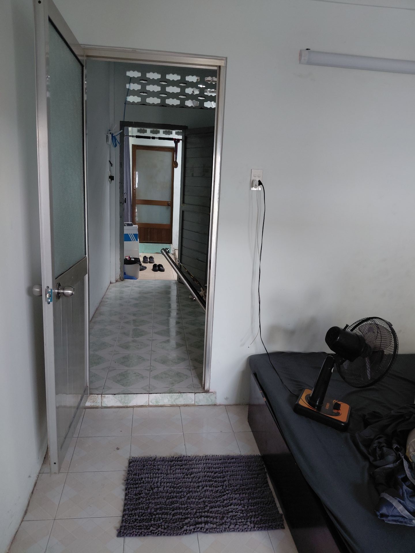 Căn hộ 2PN rộng rãi ngay trung tâm Quận 5 giá mềm