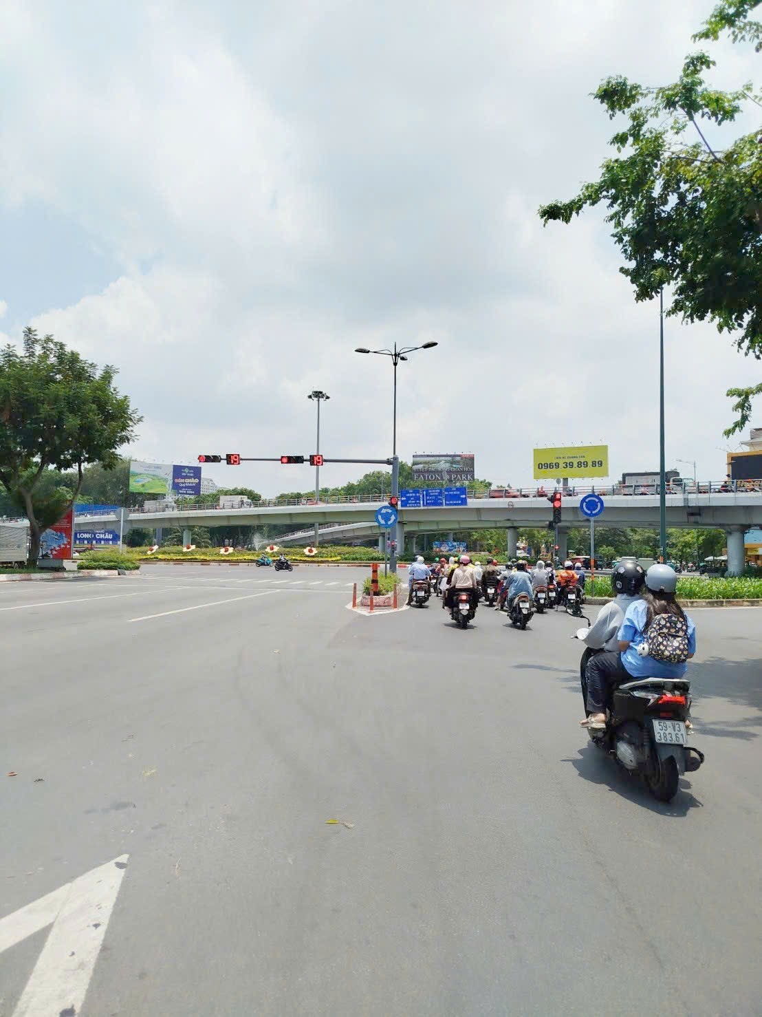 HXH thông Đs7, Phạm Văn Đồng, Phường Hạnh Thông, Gò Vấp. 122m2.(8x17,5m). 2 tầng. Chỉ 12 tỷ TL