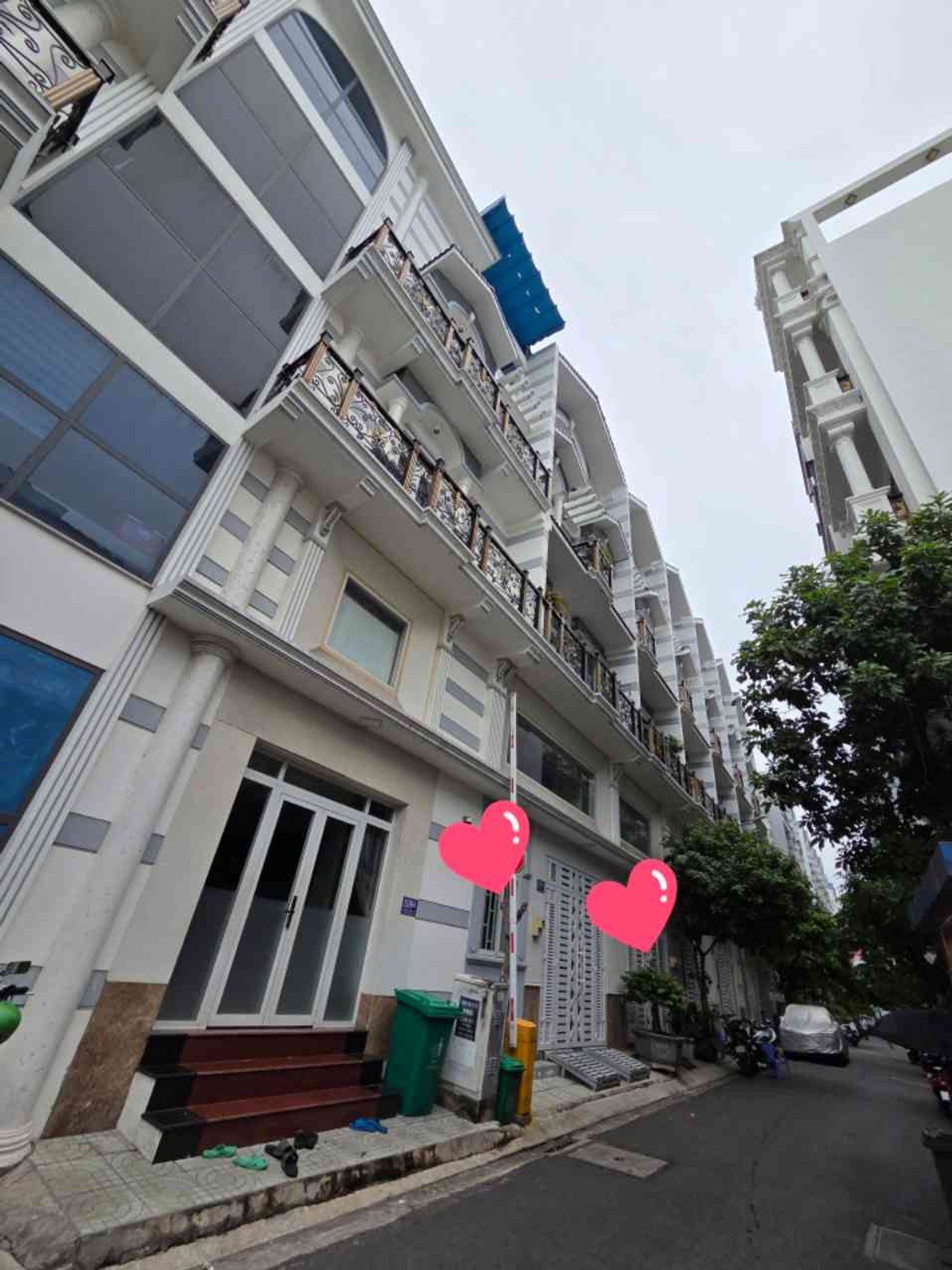 Nhà mặt phố hai mặt tiền An Dương Vương sầm uất, 5 tầng hiện đại