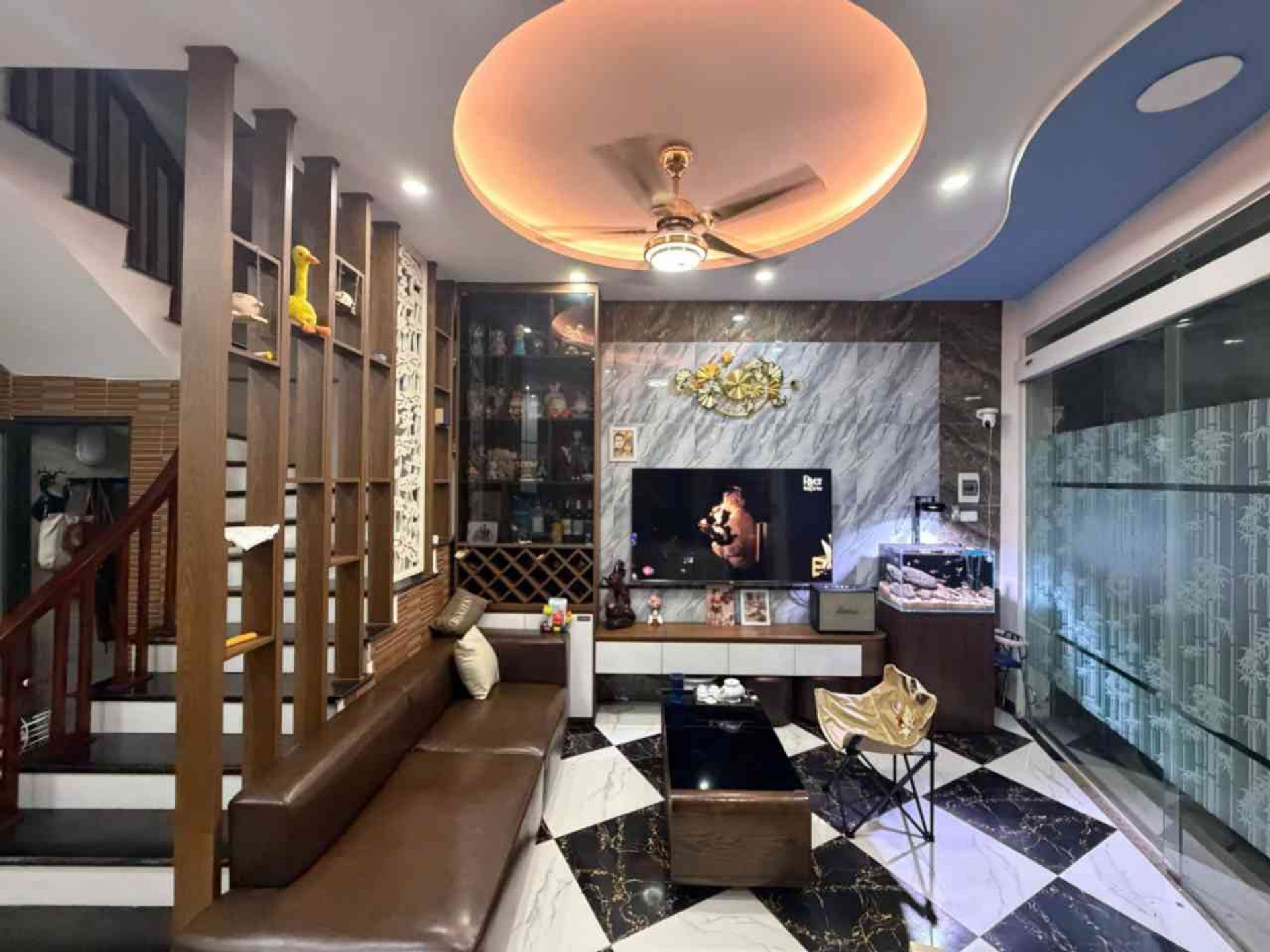 Nhà lô góc 5 tầng Mậu Lương - Ngõ thông, sẵn kinh doanh 36m2, chỉ 6 tỷ