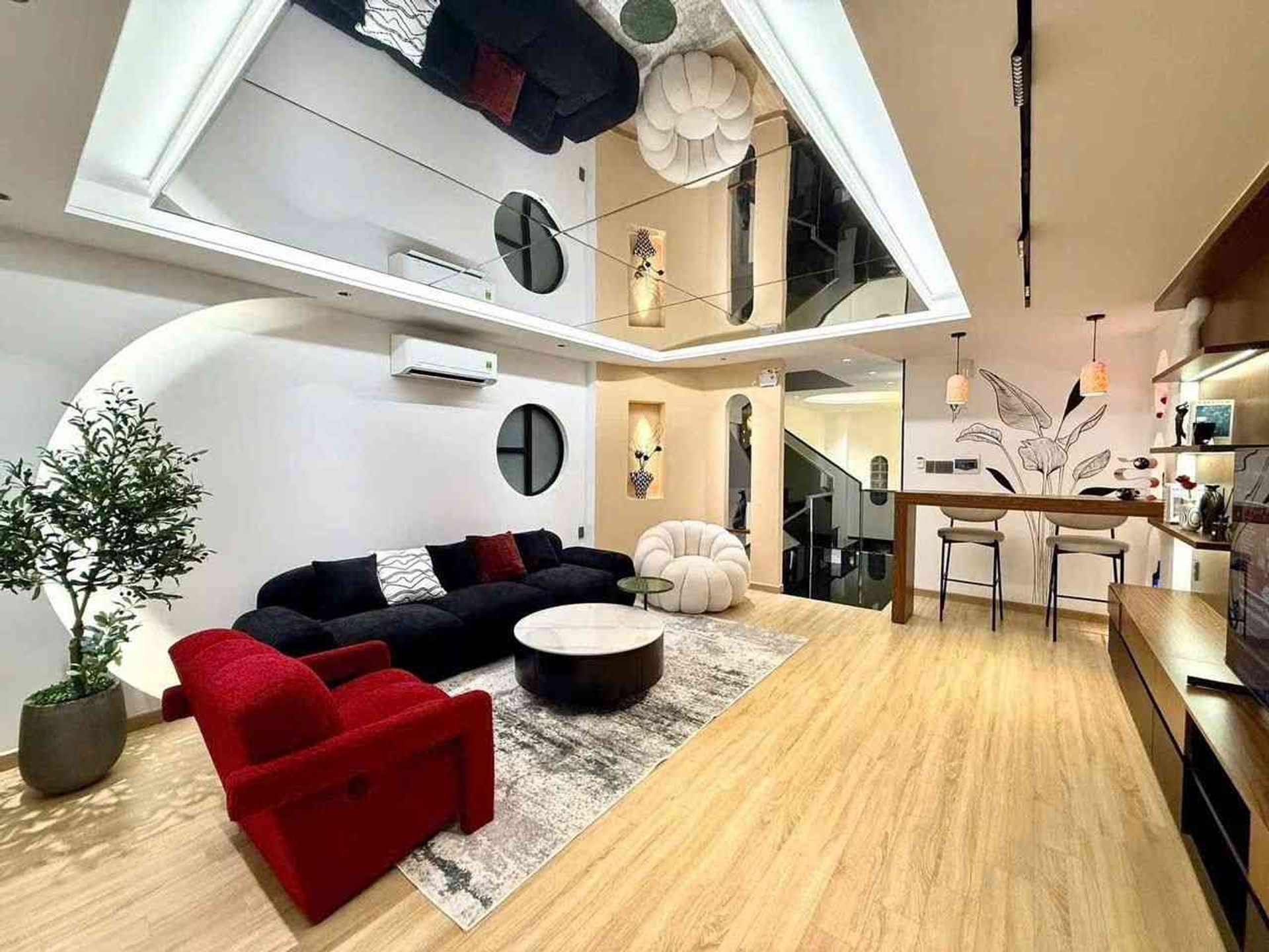NHÀ VIP 5 SAO