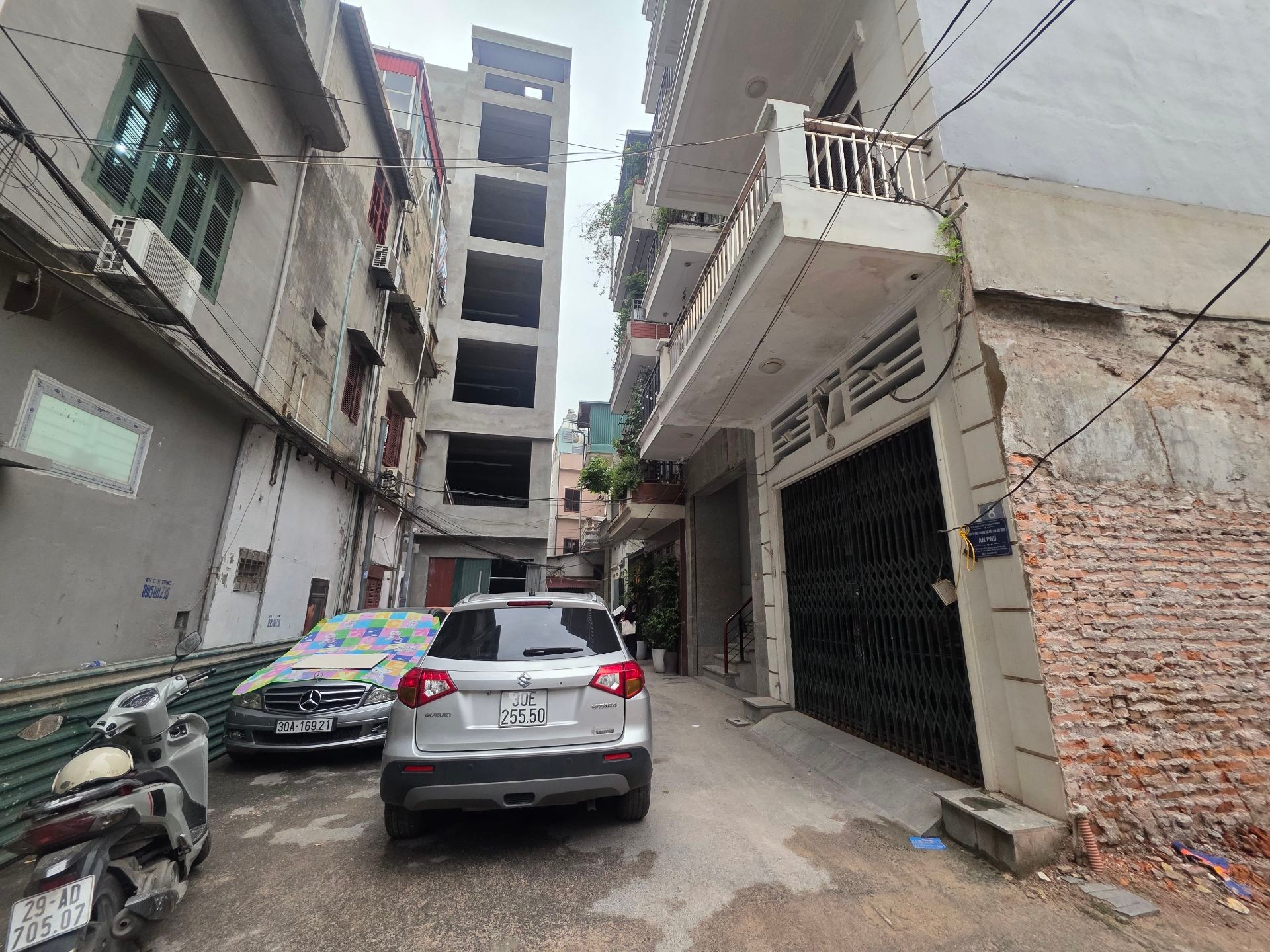 BÁN NHÀ NGUYỄN VĂN CỪ 87M2- 3 TẦNG - NGÕ NÔNG - Ô TÔ TRÁNH - 25 Tỷ