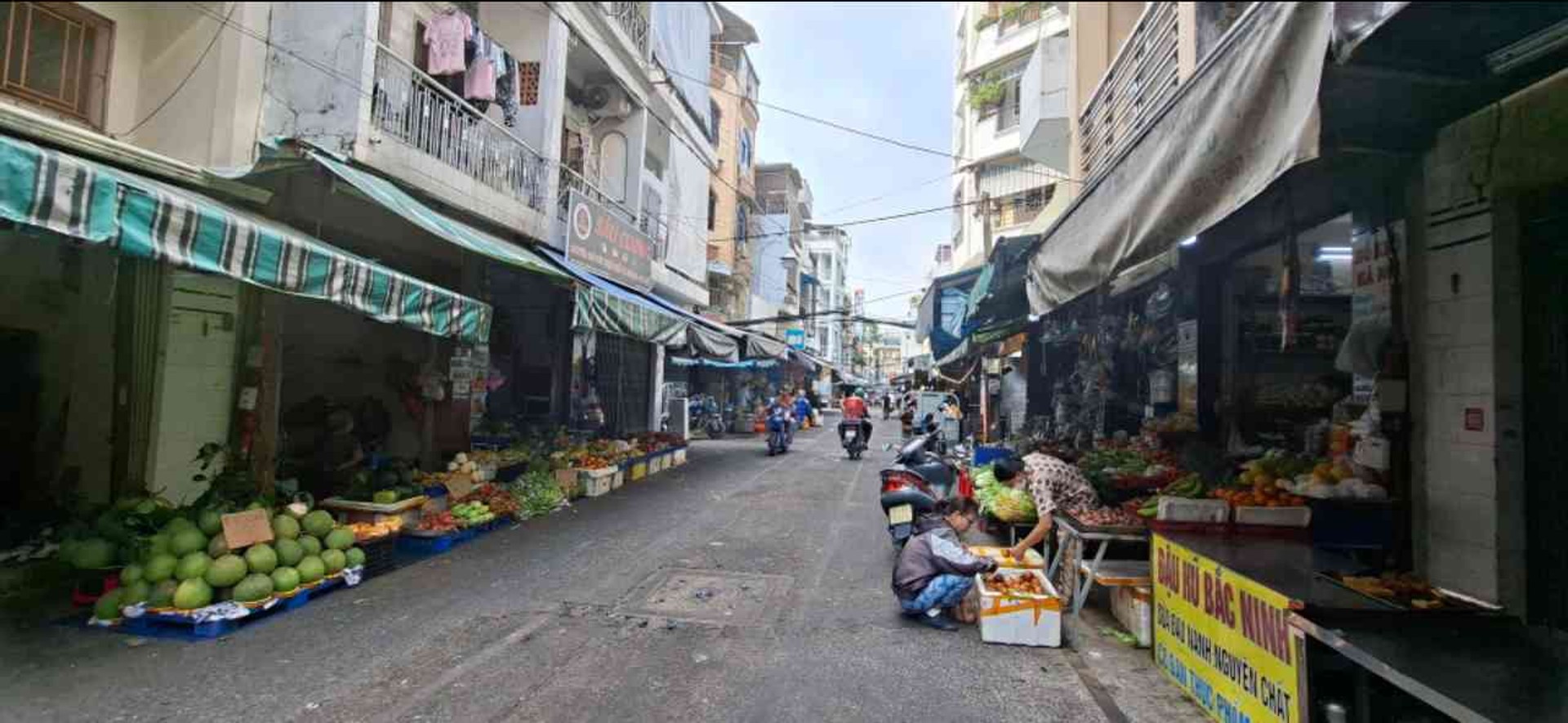 Nhà 3 Tầng Sát Phố Ẩm Thực Nguyễn Thiện Thuật