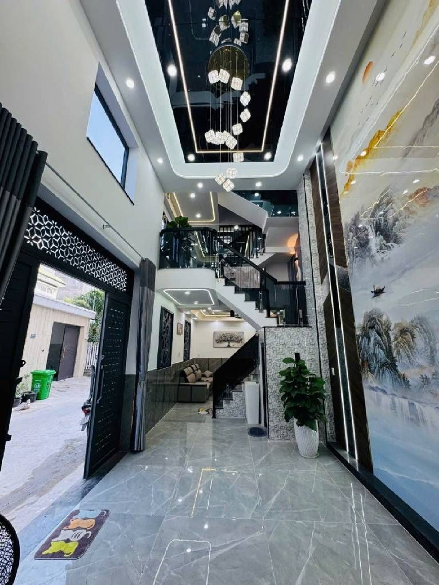 Nhà lô góc 5 tầng mới đẹp tại Bình Tân, diện tích 53m², thiết kế rộng rãi tiện nghi