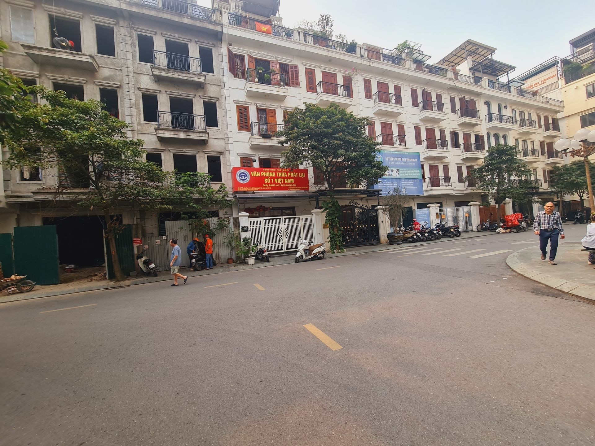 BÁN BIỆT THỰ LIỀN KỀ HC GOLDEN BỒ ĐỀ 161M2- 5 TẦNG THANG MÁY- KINH DOANH ĐỈNH - Ở SƯỚNG - 78 Tỷ
