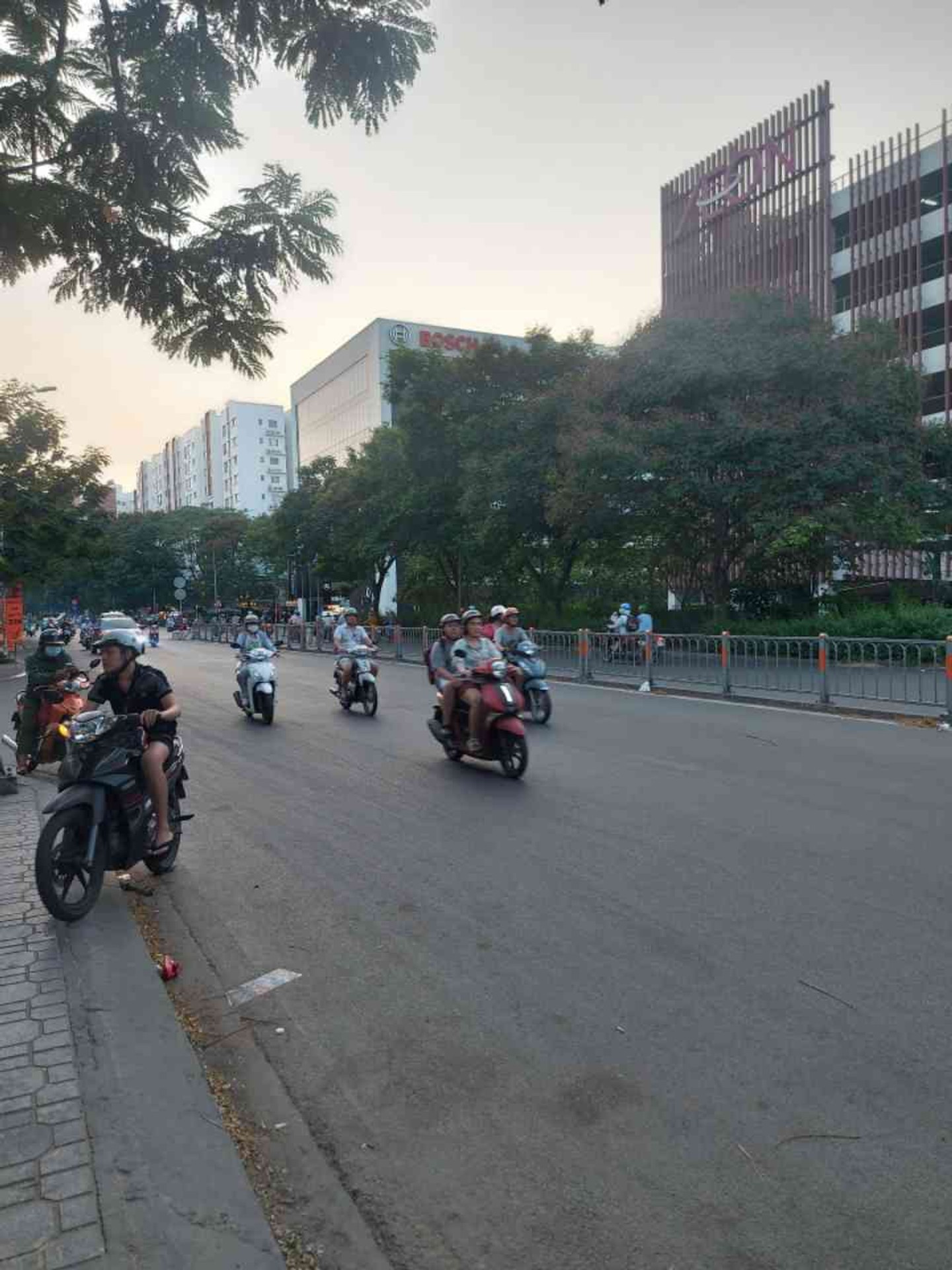 Nhà mặt phố Tân Phú – Vị trí đỉnh, kinh doanh thăng hoa