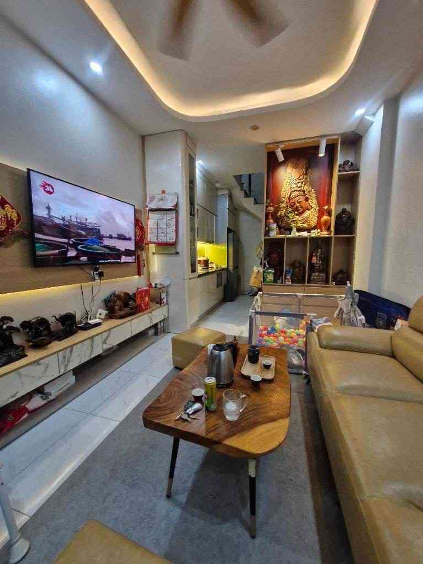 Cơ hội hiếm có lô góc 5 tầng full nội thất chuẩn bị ra mặt phố đường 72