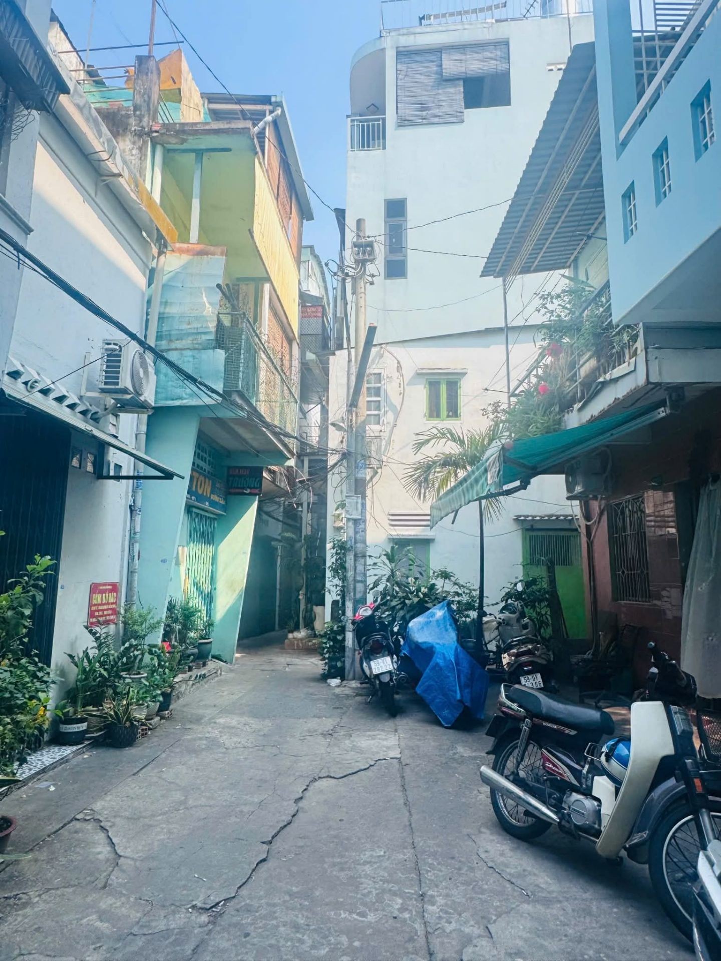 Nhà góc 2 tầng Phú Nhuận giá hợp lý