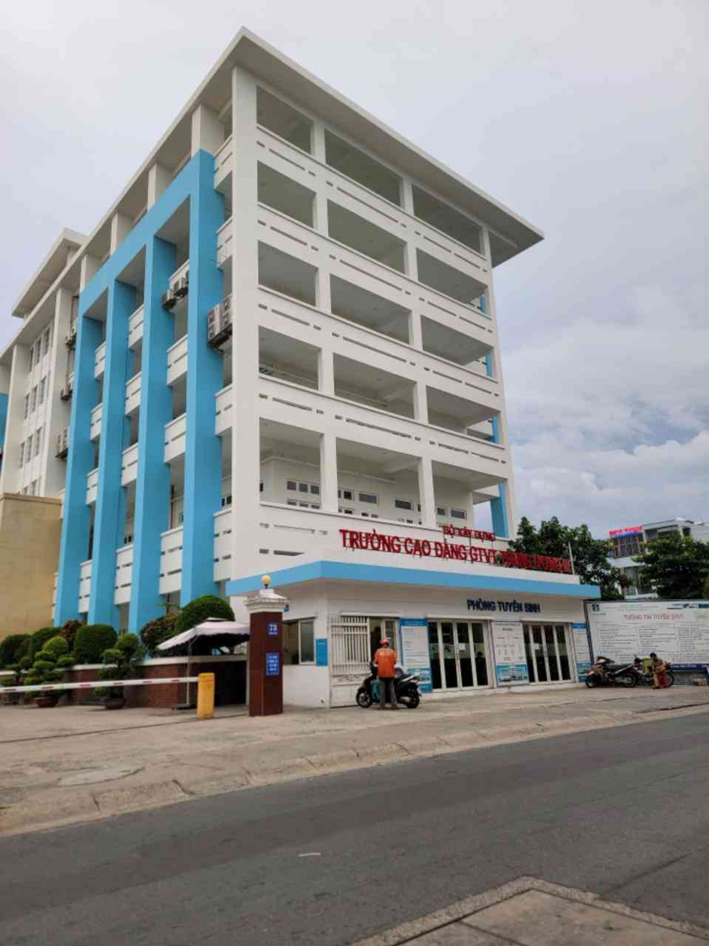 Nhà đẹp hẻm 8m Ô tô thông ngay Phạm Quý Thích, Tân Phú