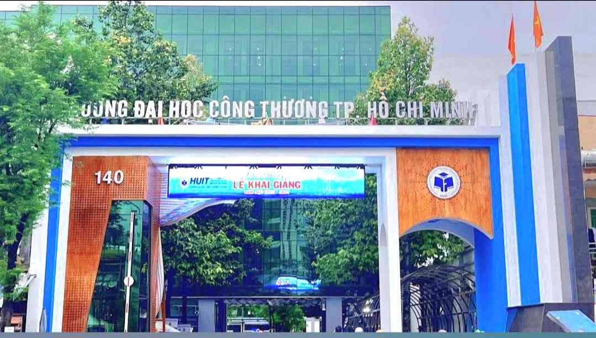 Nhà Đẹp Hẻm Ôtô Trường Chinh 4 Tầng 4 Phòng Ngủ