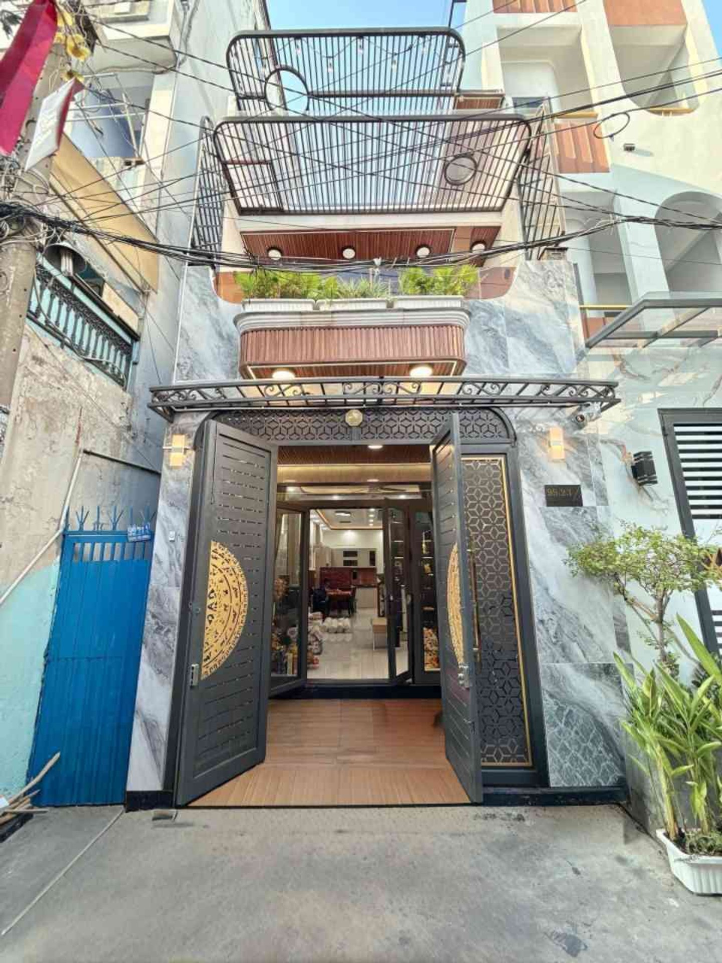 Nhà mới lung linh, trung tâm Tân Phú, giá cực hấp dẫn