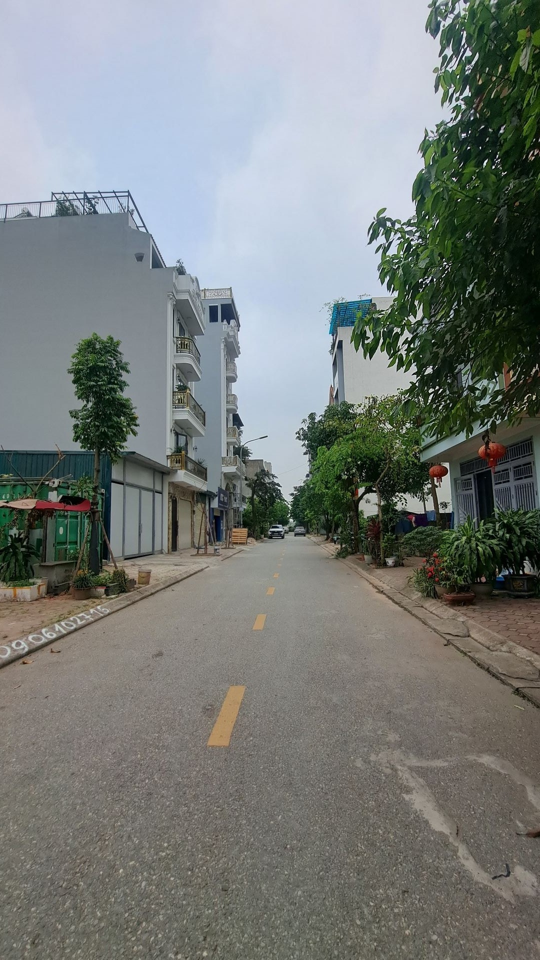 BÁN ĐẤT TÁI ĐỊNH CƯ THẠCH BÀN 90M2- MT 5.3m- VỈA HÈ, Ô TÔ TRÁNH - 25 Tỷ