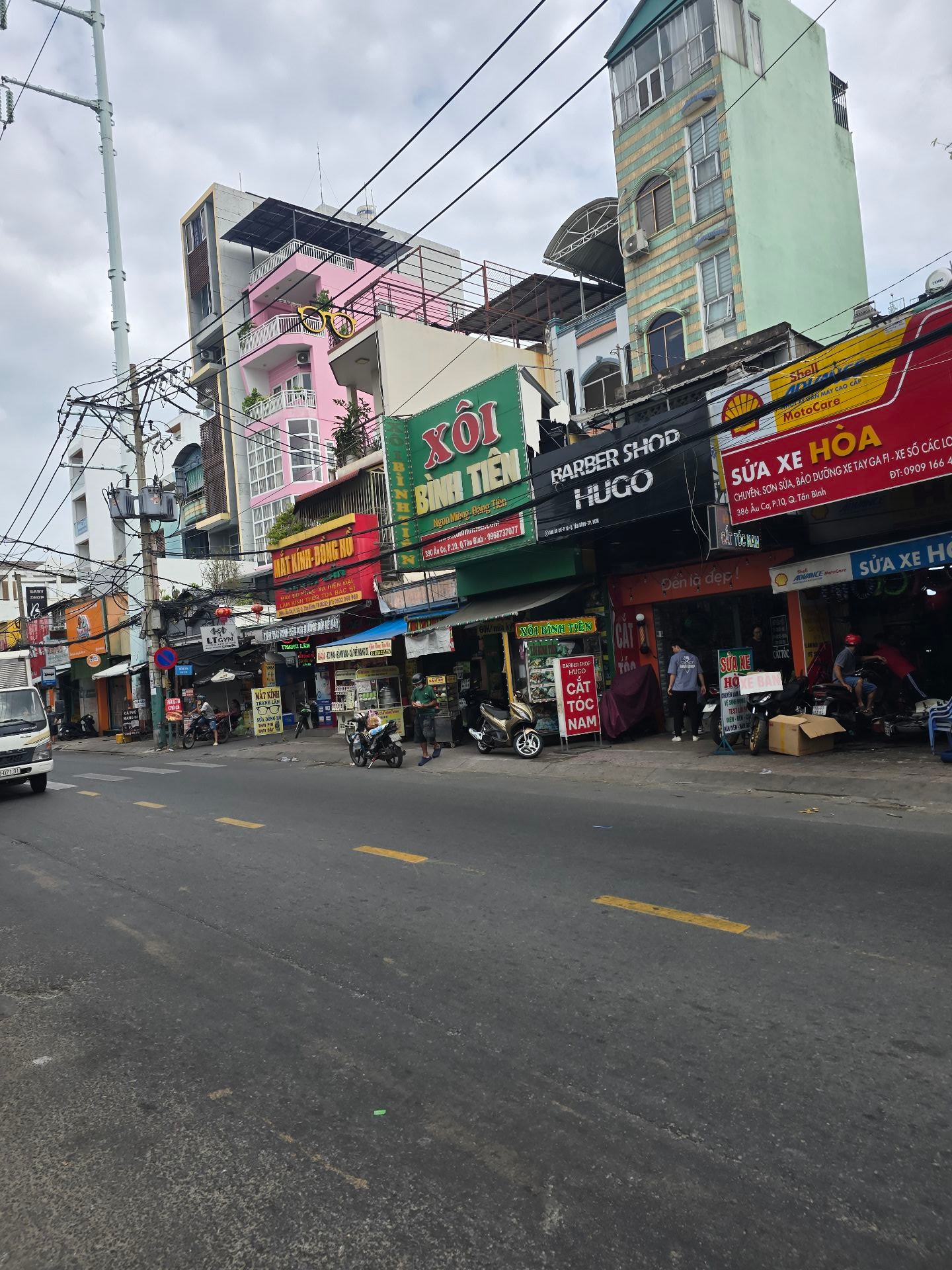 Nhà mặt tiền Âu Cơ sầm uất, giá tốt Tân Bình