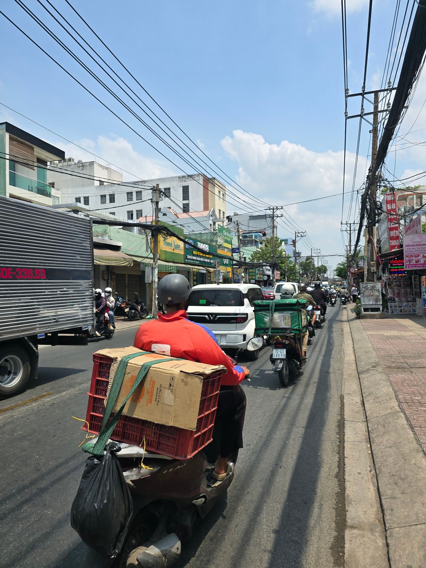 Nhà mặt phố Âu Cơ Tân Bình, kinh doanh đỉnh, thuê ngay 11 triệu/tháng