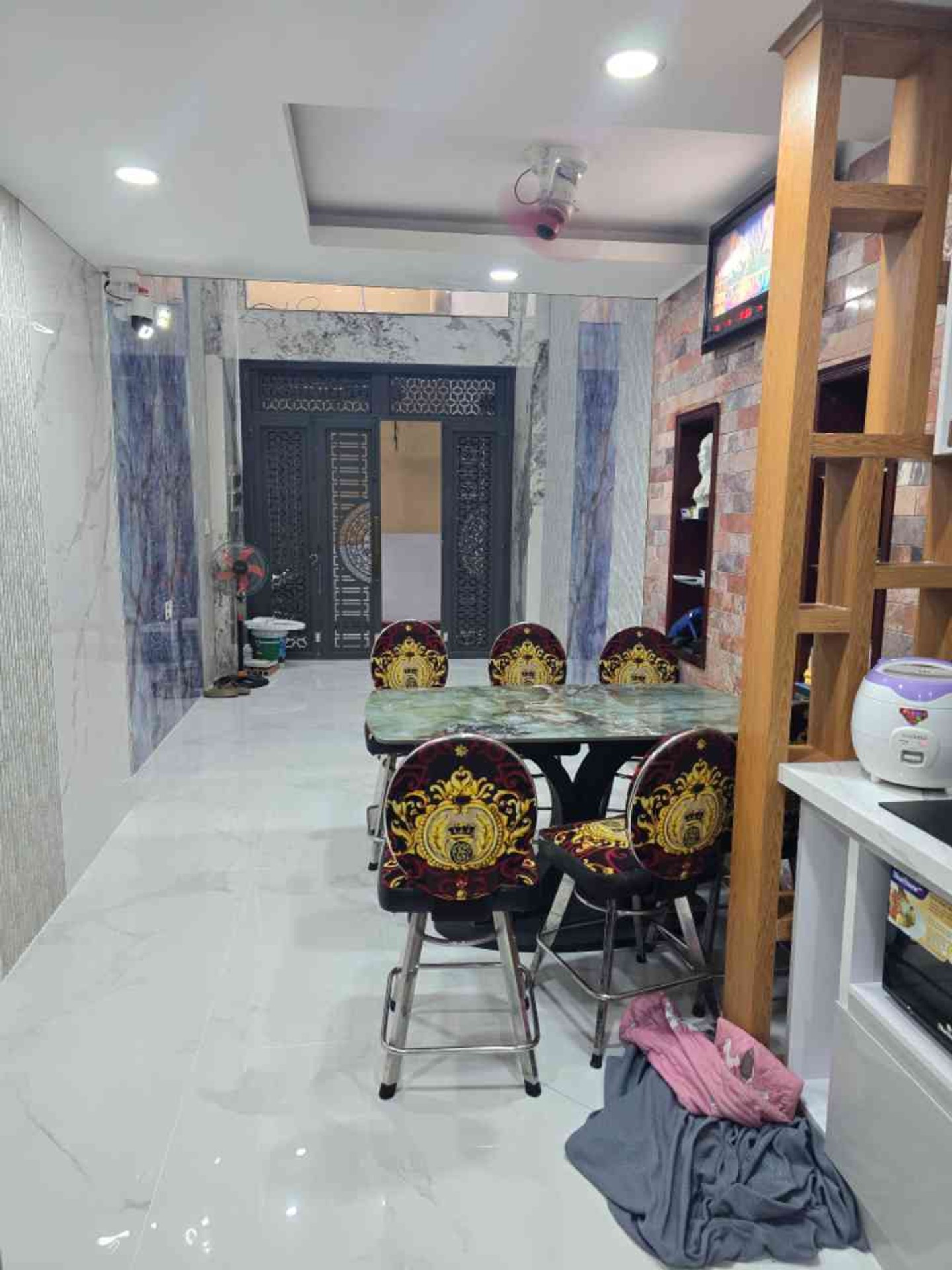 Cơ hội sở hữu nhà tuyệt đẹp Quận 10 giá tốt, 4 phòng ngủ, mới xây