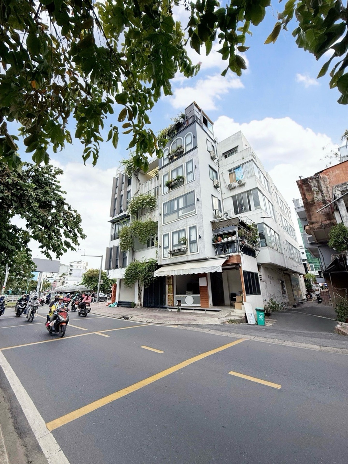 Nhà mặt phố Trường Sa, siêu vị trí kinh doanh sầm uất