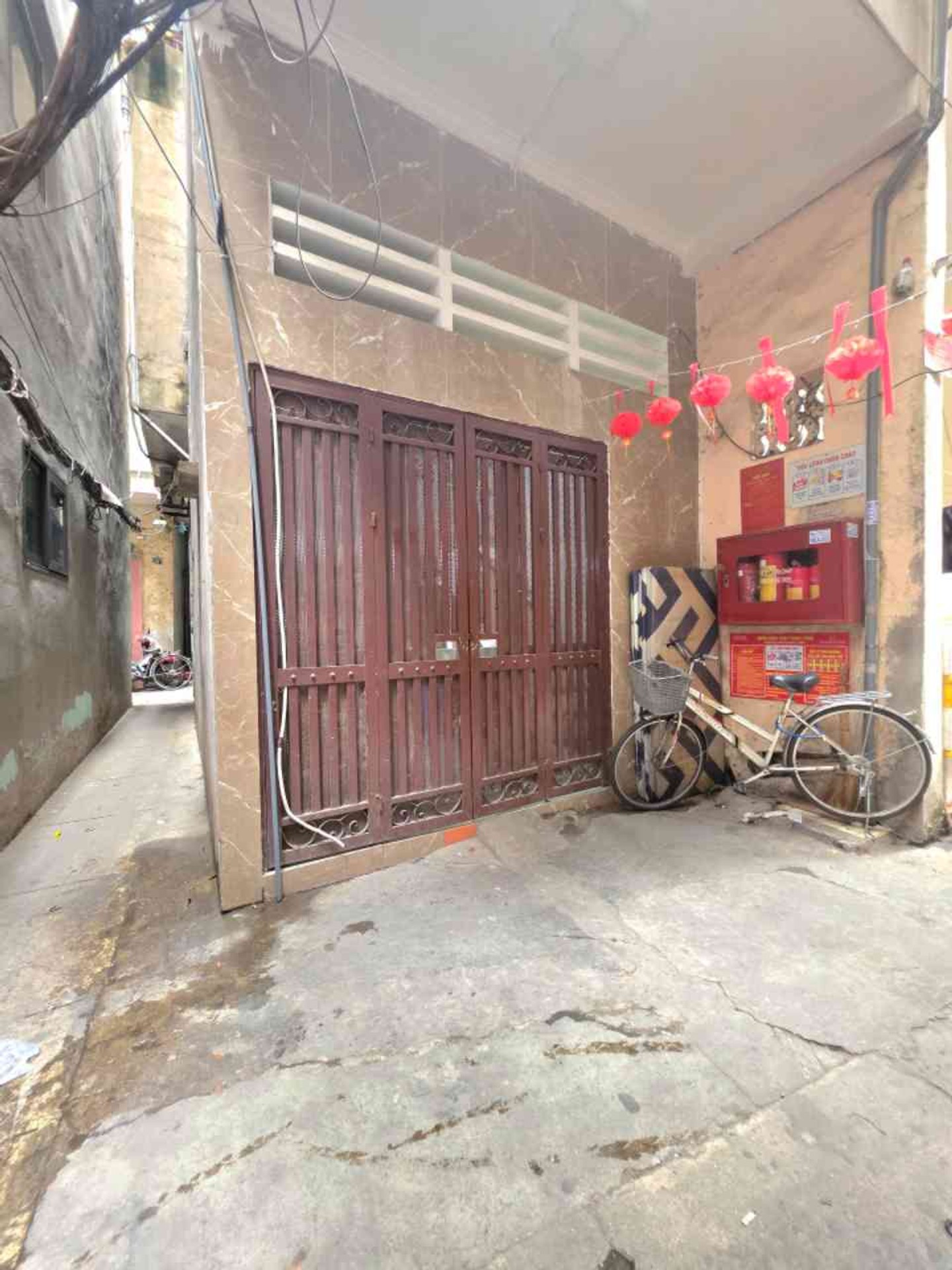 Bán nhà riêng Bạch Mai phân khúc dưới 5 tỷ, lô góc, sổ đỏ riêng