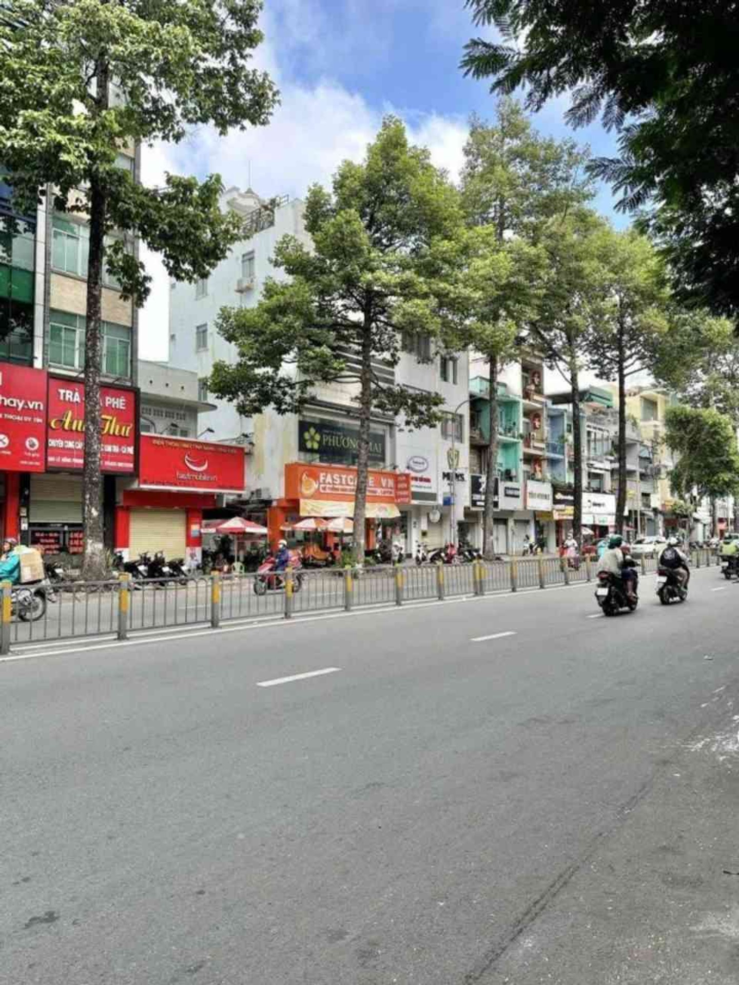 Bán nhà riêng 2 tầng tại trung tâm Quận 10, diện tích 30m² giá 4.45 tỷ