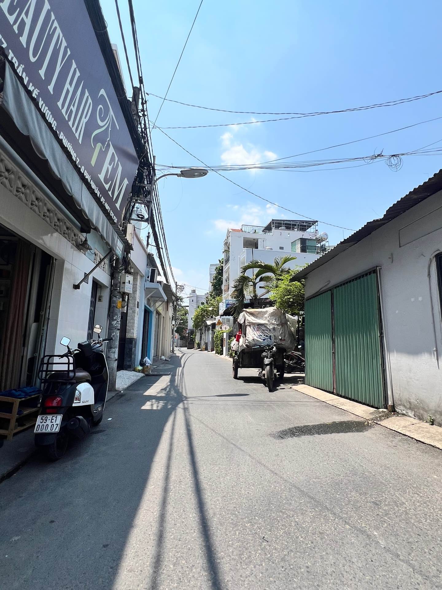 Nhà 5 Tầng Trung Tâm Phú Nhuận – Hẻm Oto Đậu Cửa