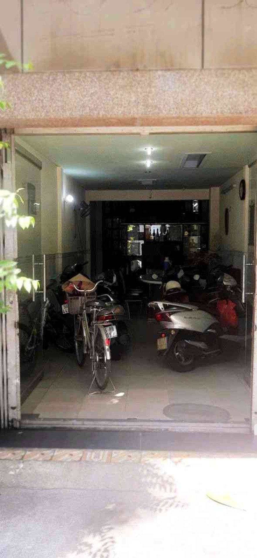 Nhà mặt phố Thân Nhân Trung - kinh doanh sầm uất, giá hấp dẫn